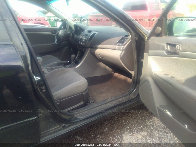 Photo 4 VIN: 5NPET4ACXAH578916 - HYUNDAI SONATA 