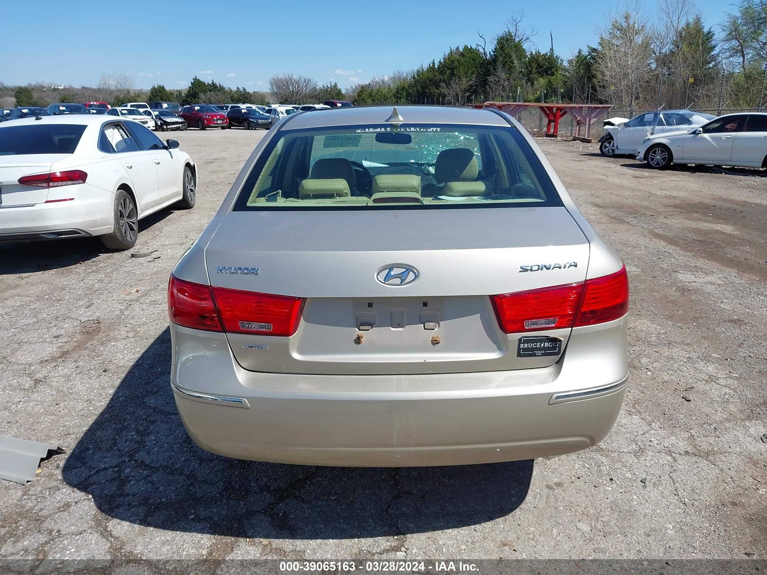 Photo 15 VIN: 5NPEU46C59H521590 - HYUNDAI SONATA 