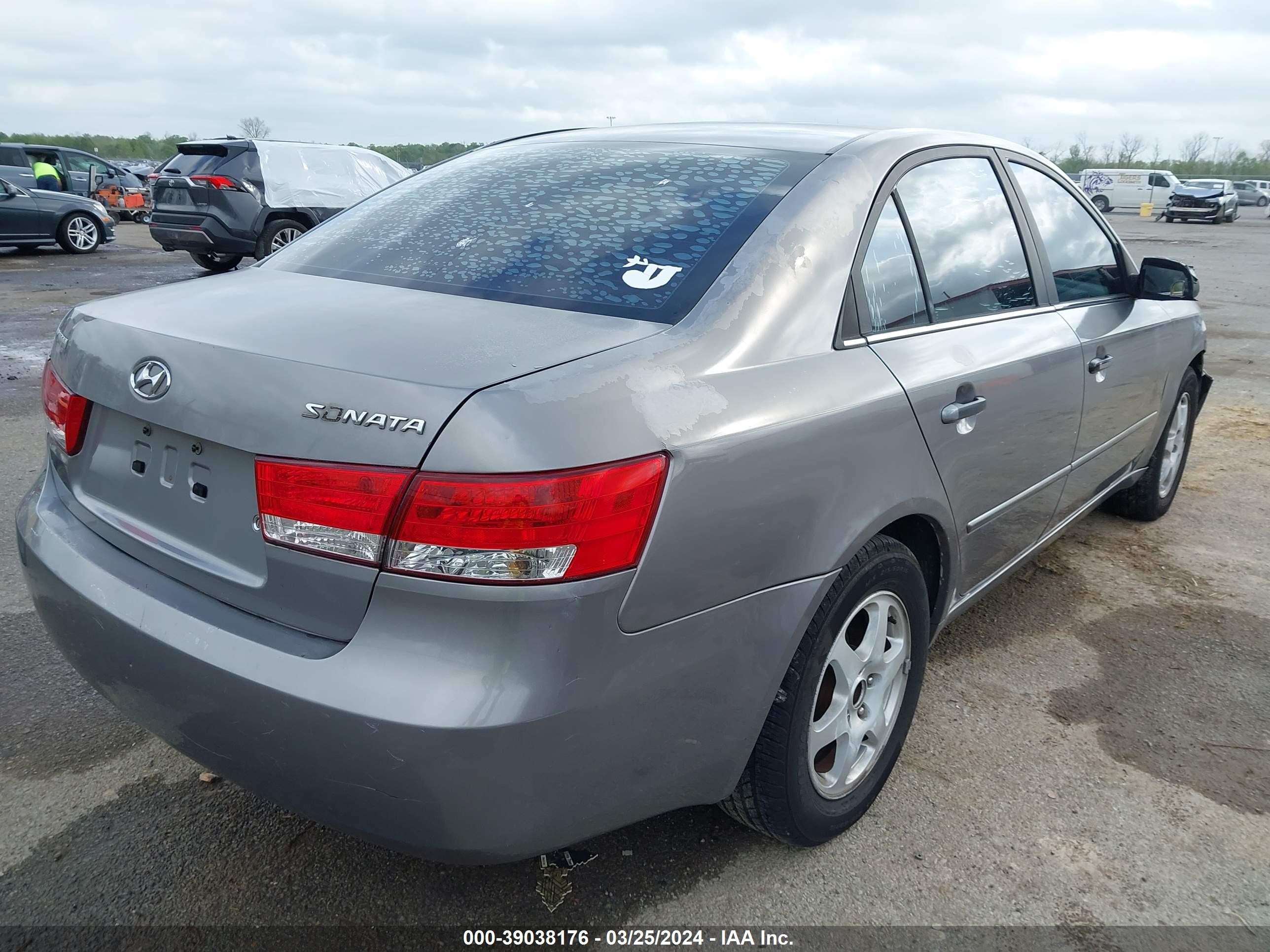 Photo 3 VIN: 5NPEU46C66H172886 - HYUNDAI SONATA 