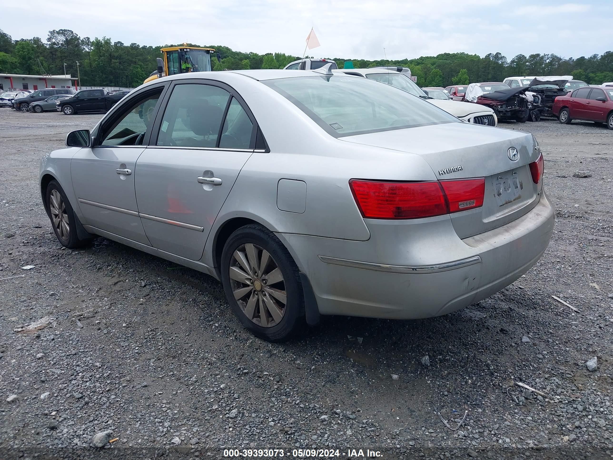 Photo 2 VIN: 5NPEU46C89H556639 - HYUNDAI SONATA 