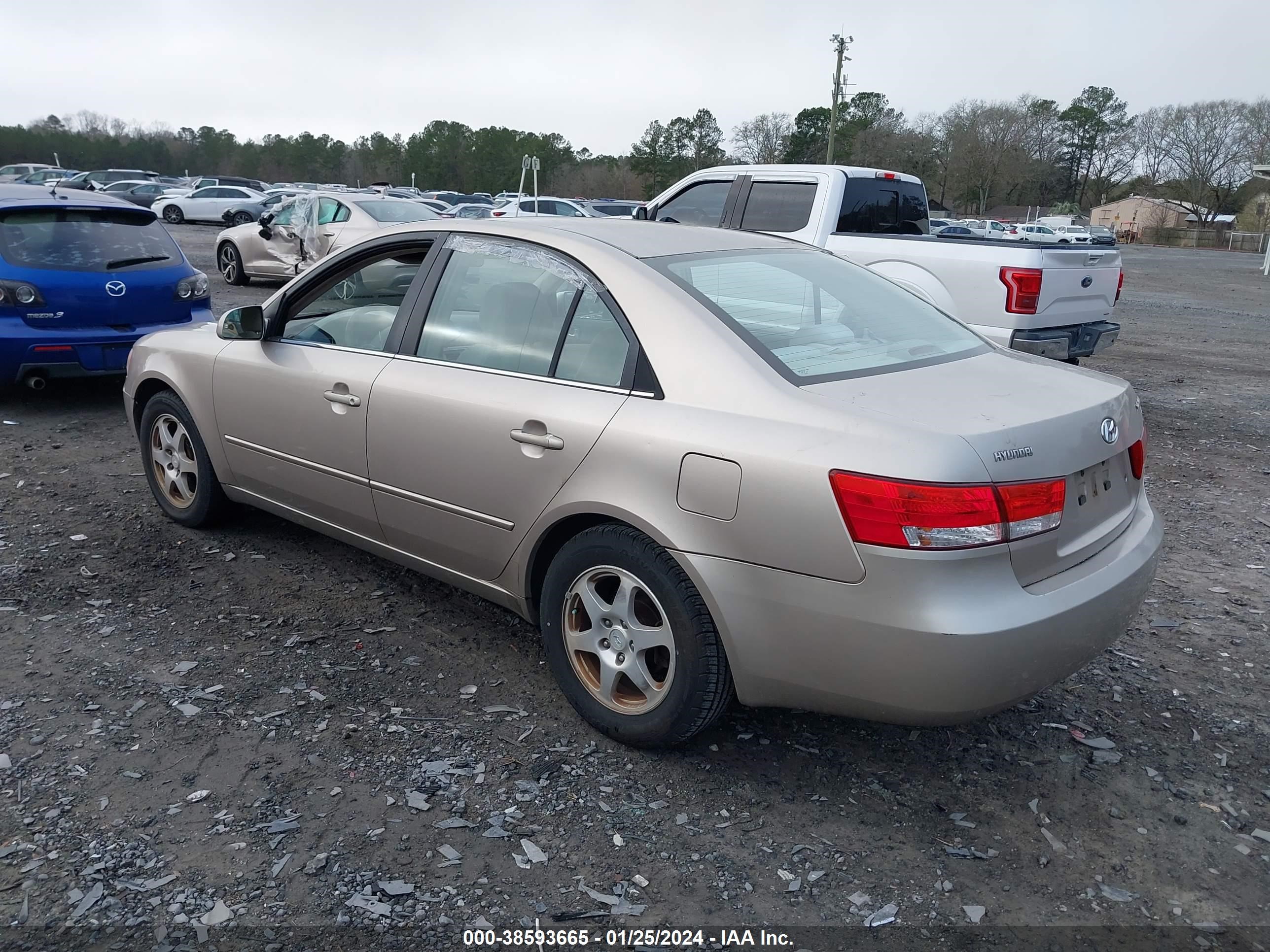 Photo 2 VIN: 5NPEU46C96H165740 - HYUNDAI SONATA 