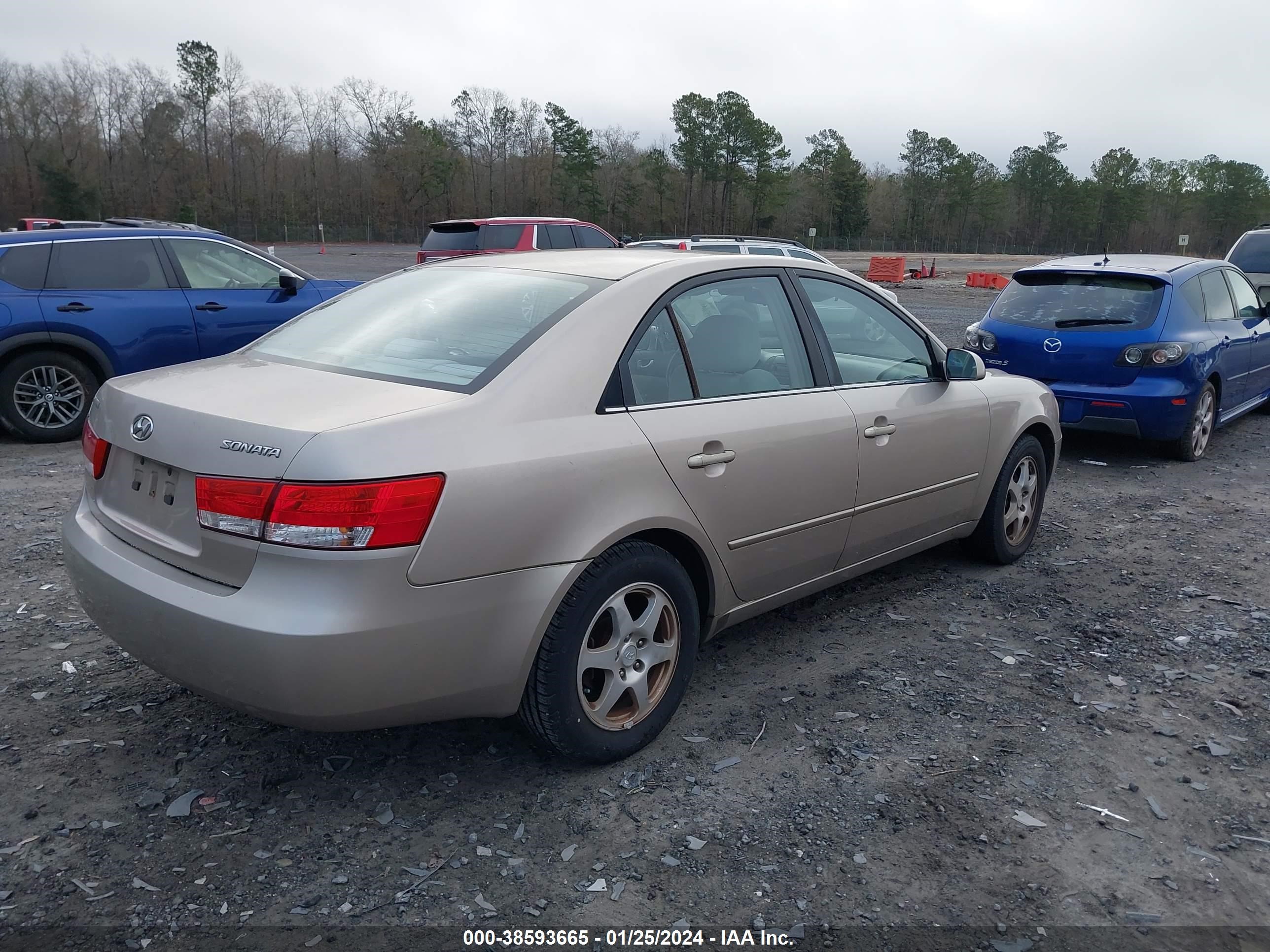 Photo 3 VIN: 5NPEU46C96H165740 - HYUNDAI SONATA 