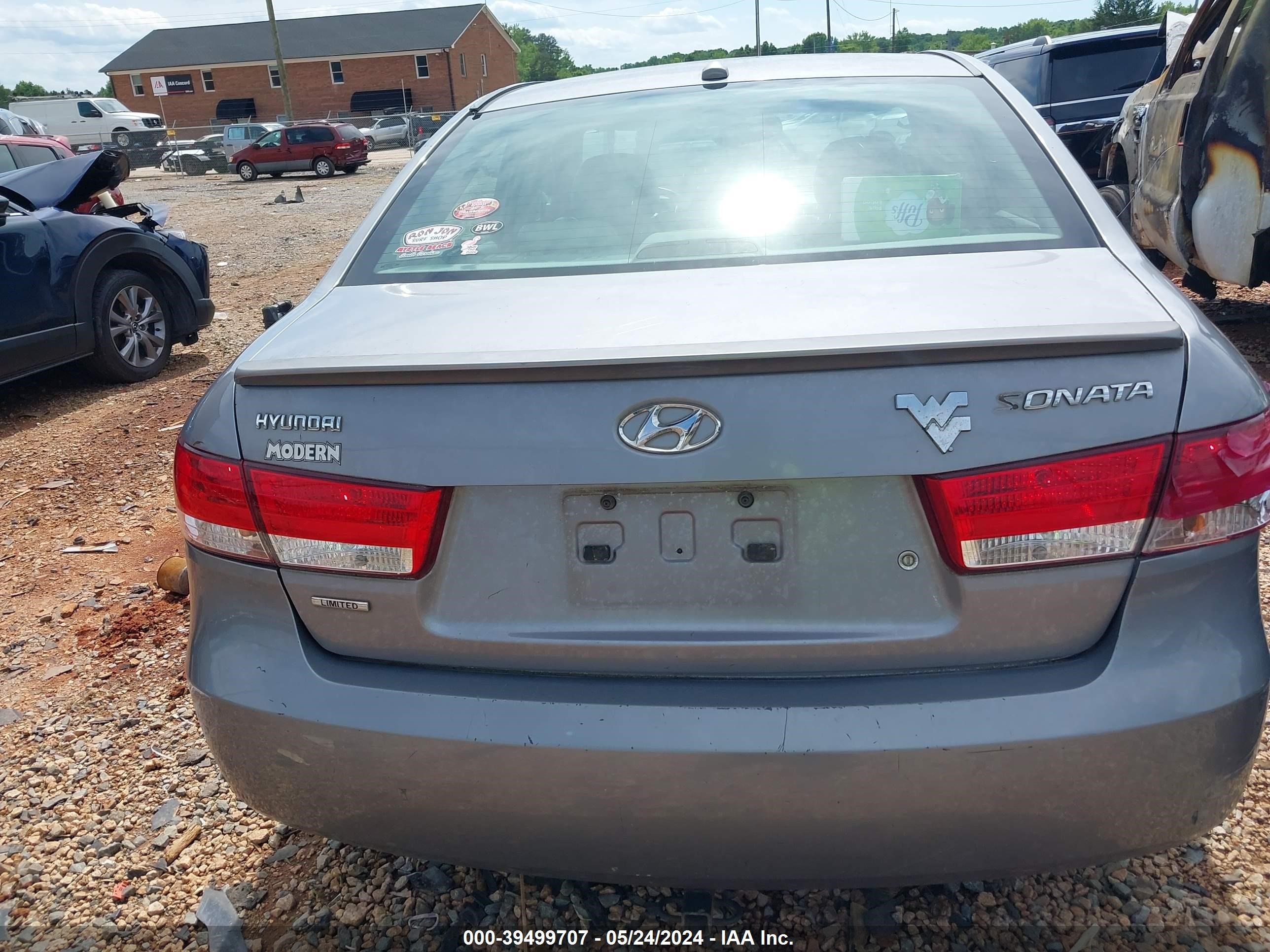 Photo 15 VIN: 5NPEU46CX8H315454 - HYUNDAI SONATA 