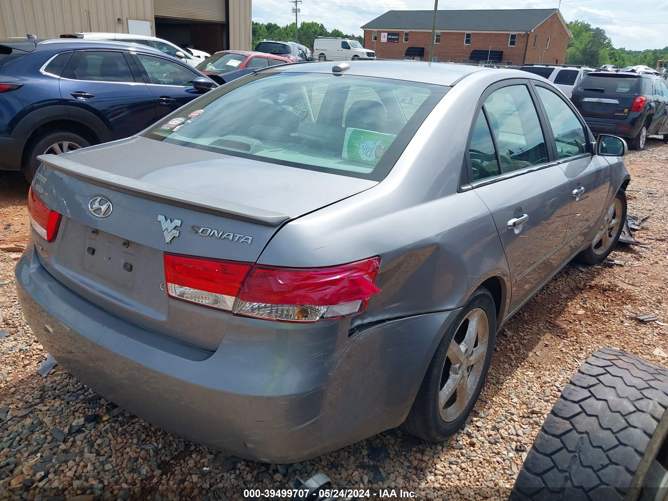 Photo 3 VIN: 5NPEU46CX8H315454 - HYUNDAI SONATA 