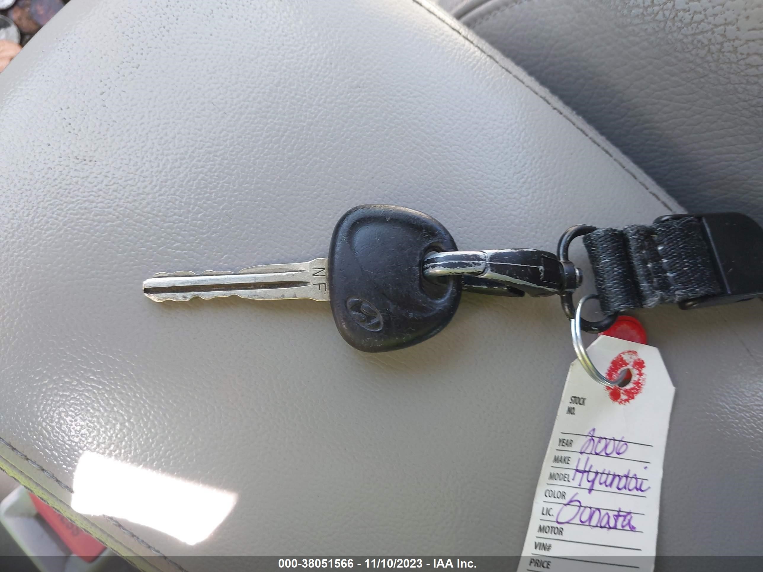 Photo 10 VIN: 5NPEU46F06H044847 - HYUNDAI SONATA 