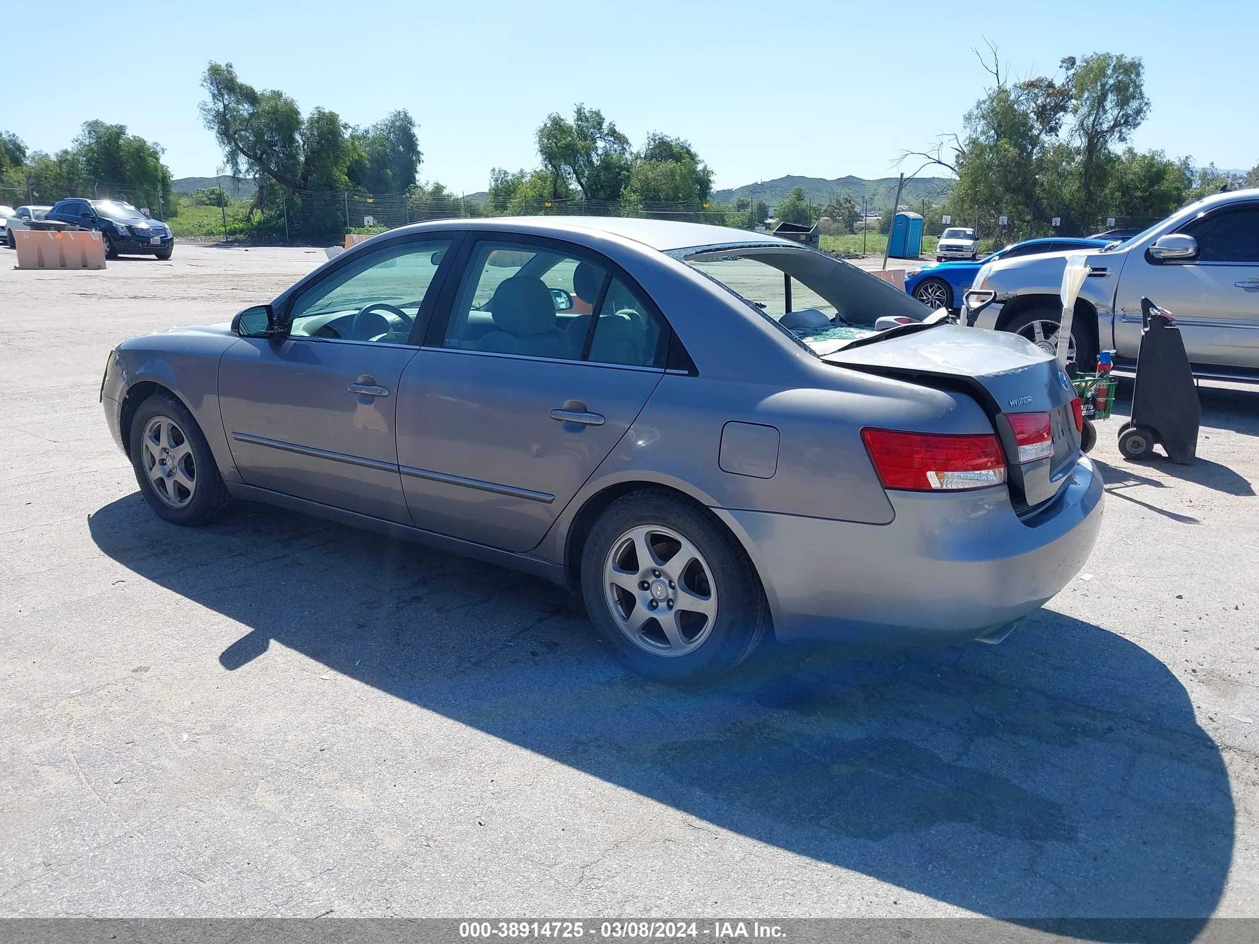 Photo 2 VIN: 5NPEU46F06H054049 - HYUNDAI SONATA 