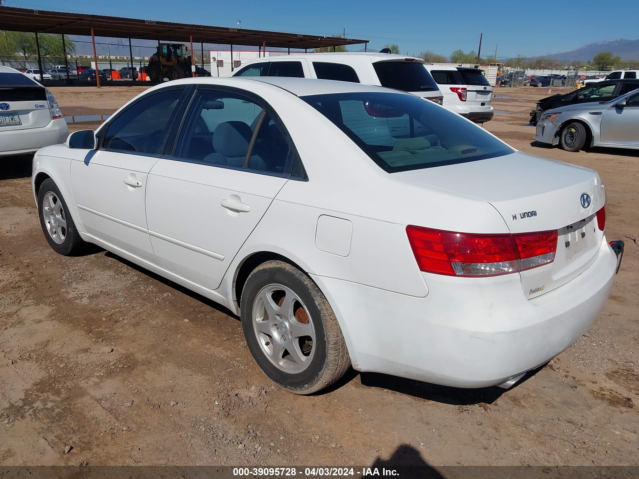 Photo 2 VIN: 5NPEU46F06H059784 - HYUNDAI SONATA 