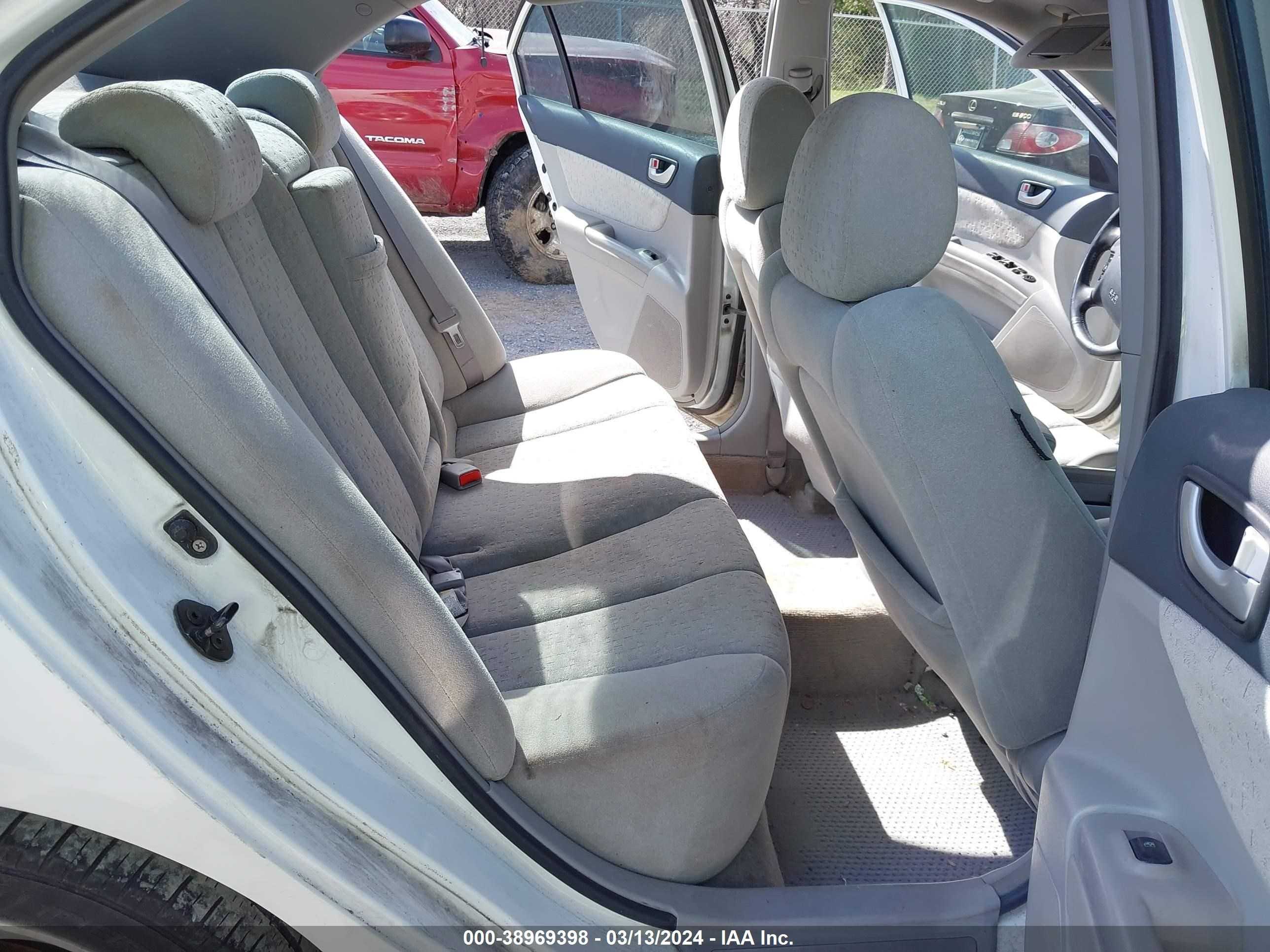 Photo 7 VIN: 5NPEU46F06H116601 - HYUNDAI SONATA 