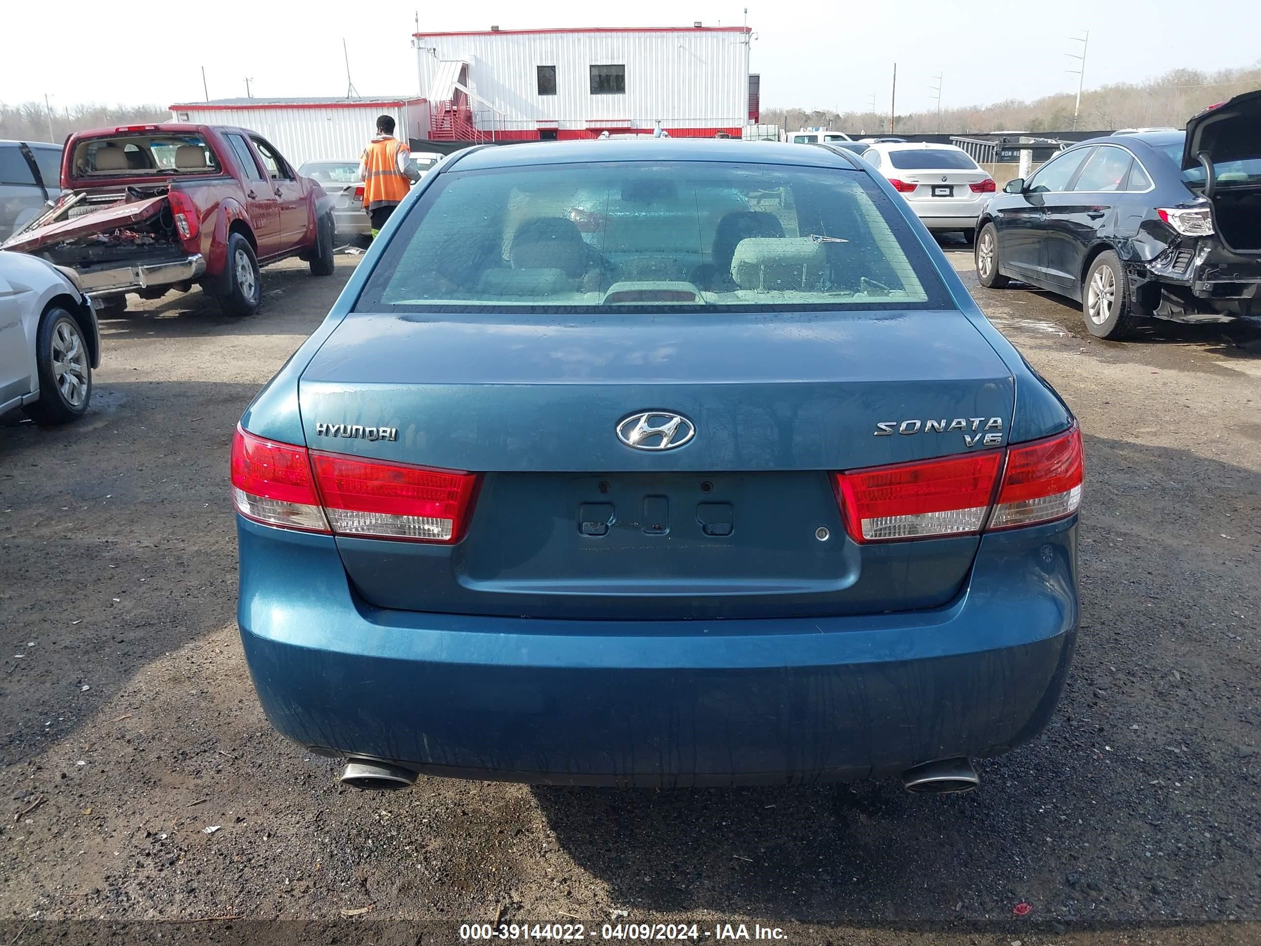 Photo 15 VIN: 5NPEU46F07H156792 - HYUNDAI SONATA 