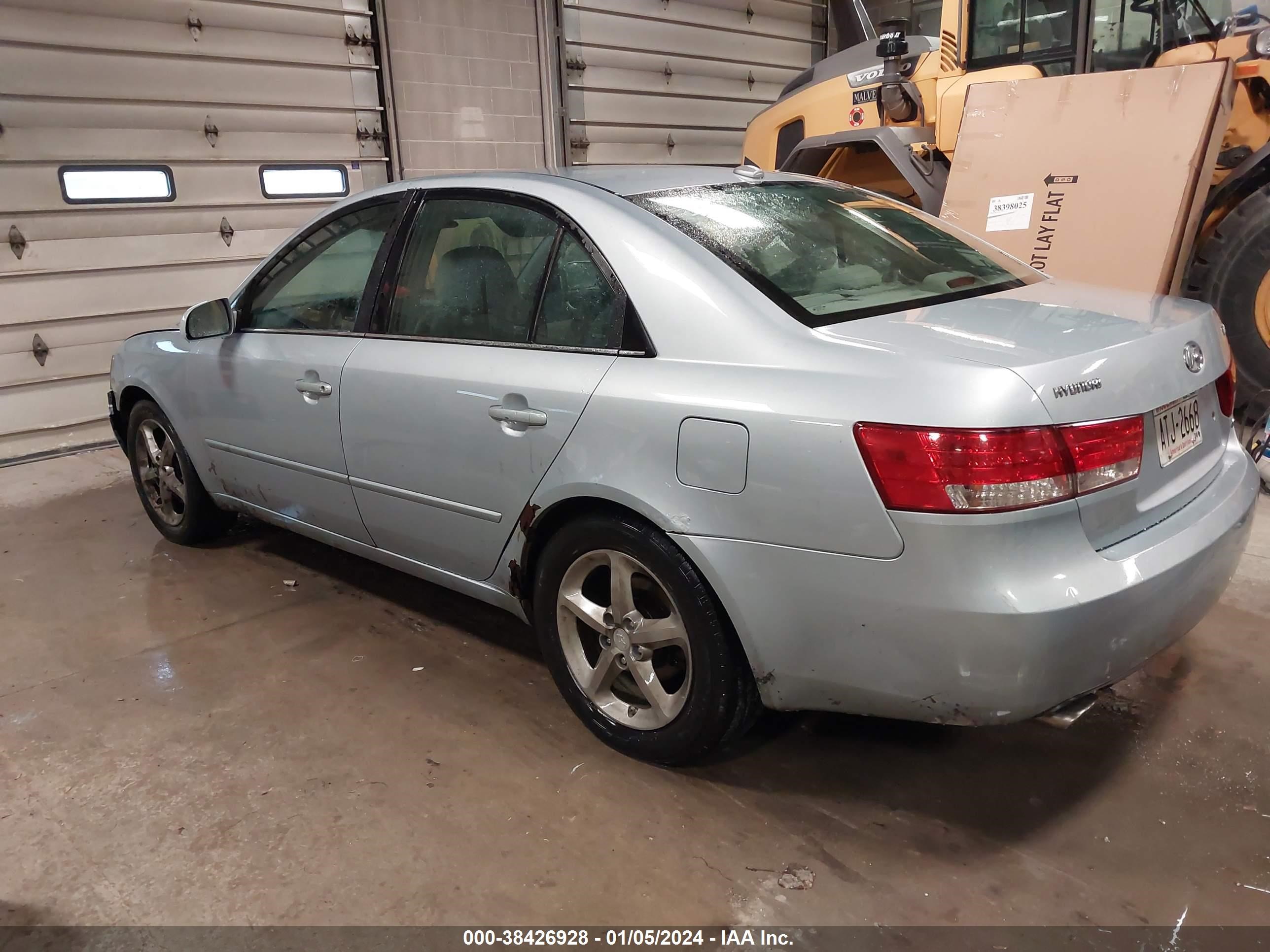 Photo 2 VIN: 5NPEU46F07H259632 - HYUNDAI SONATA 