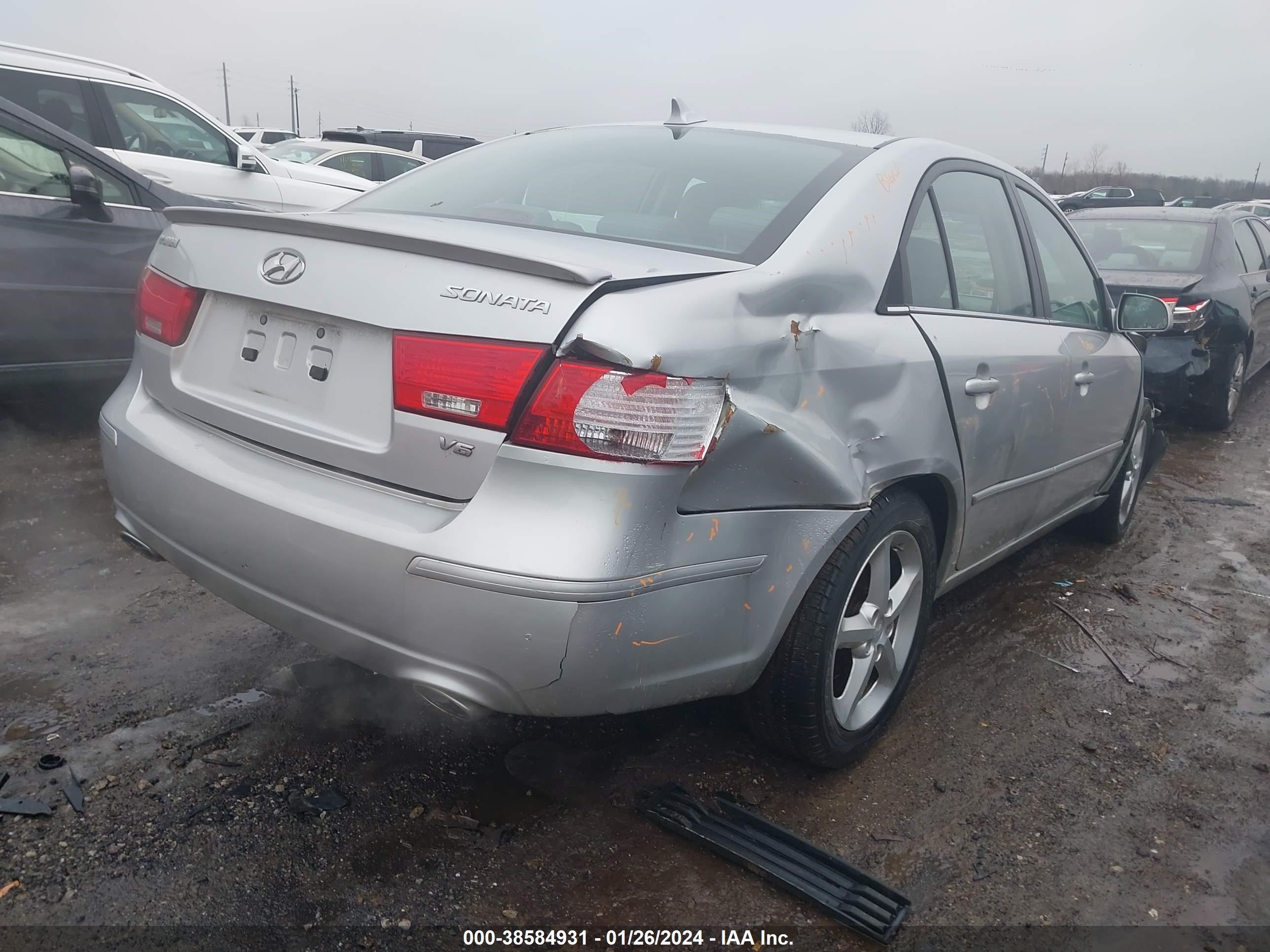 Photo 3 VIN: 5NPEU46F09H453421 - HYUNDAI SONATA 