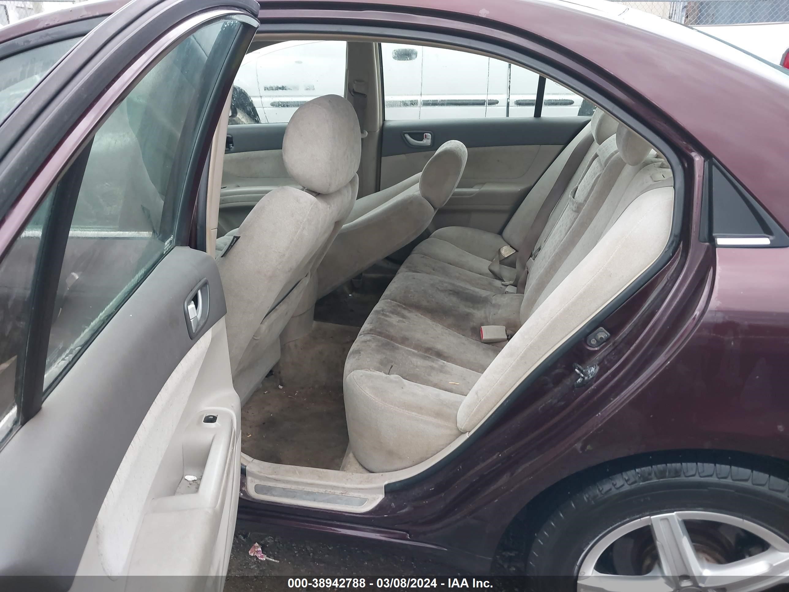 Photo 7 VIN: 5NPEU46F16H080899 - HYUNDAI SONATA 