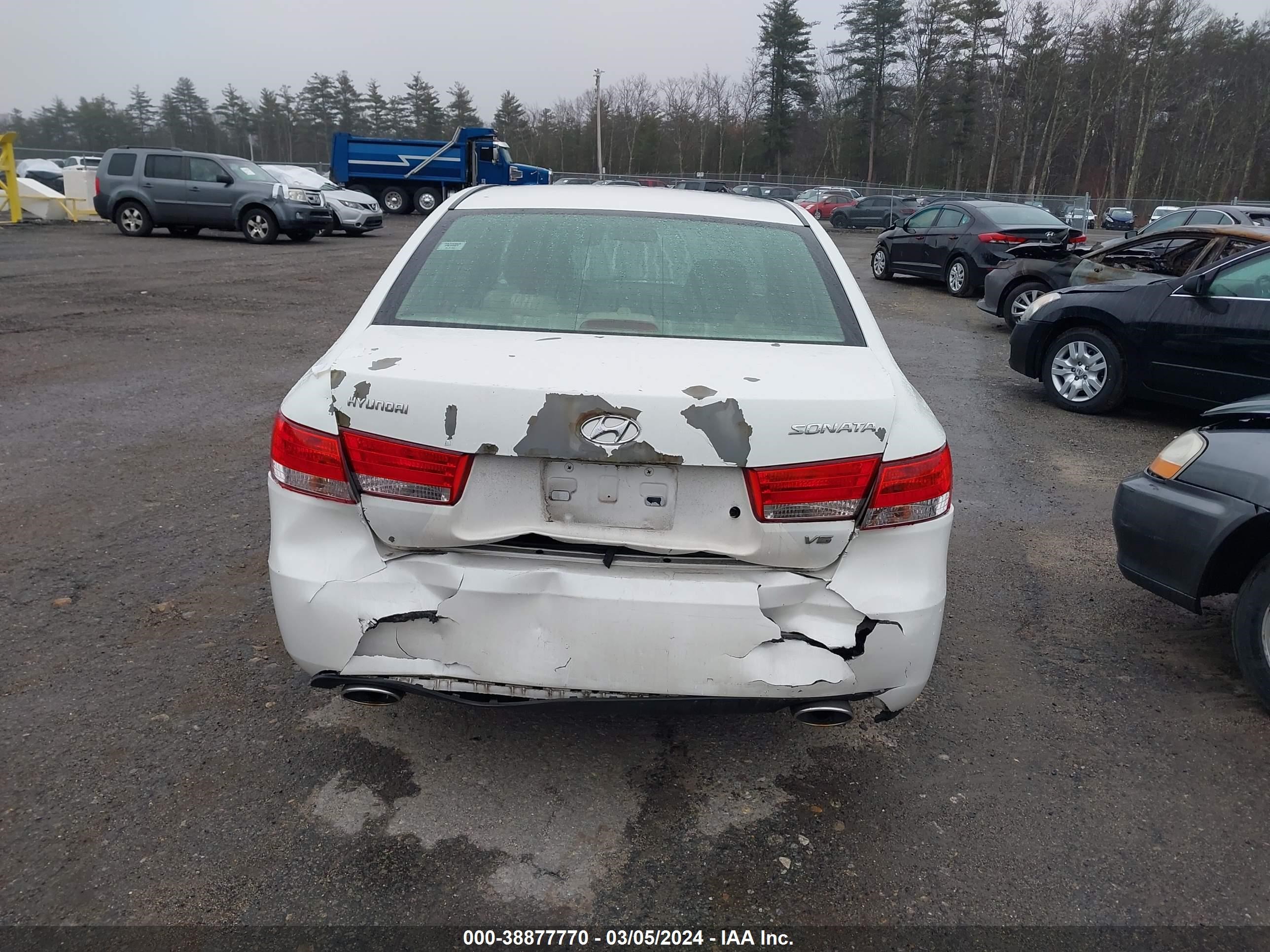 Photo 16 VIN: 5NPEU46F17H181667 - HYUNDAI SONATA 