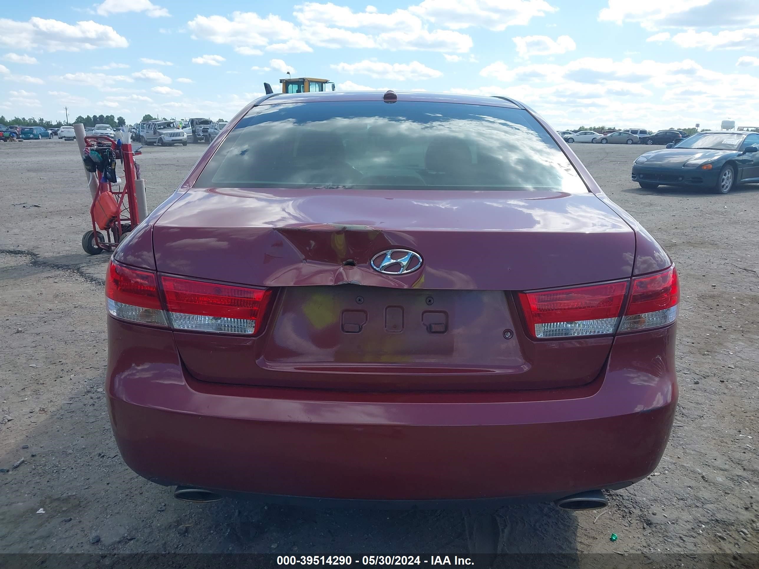 Photo 15 VIN: 5NPEU46F17H244220 - HYUNDAI SONATA 