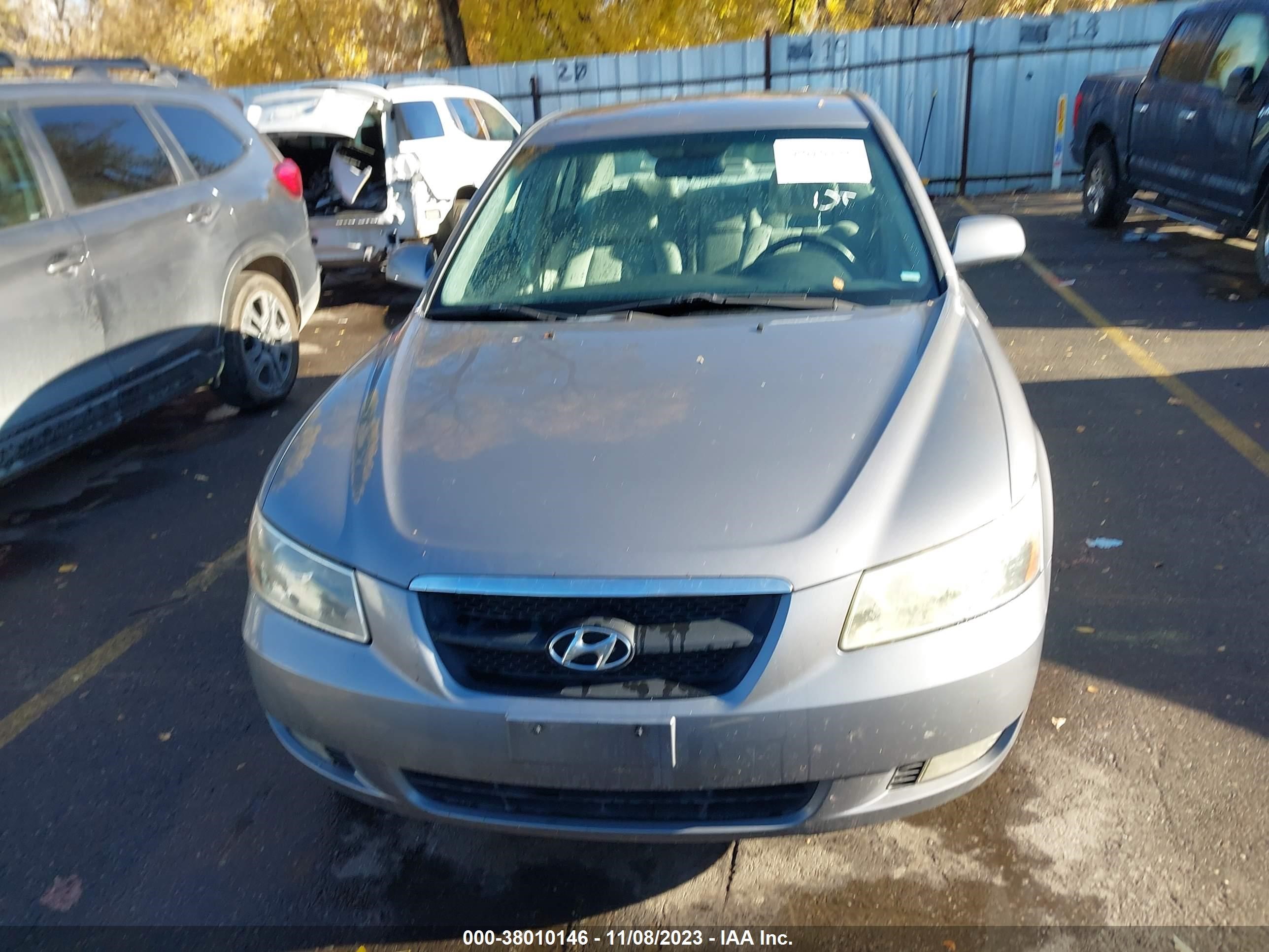 Photo 5 VIN: 5NPEU46F17H285723 - HYUNDAI SONATA 