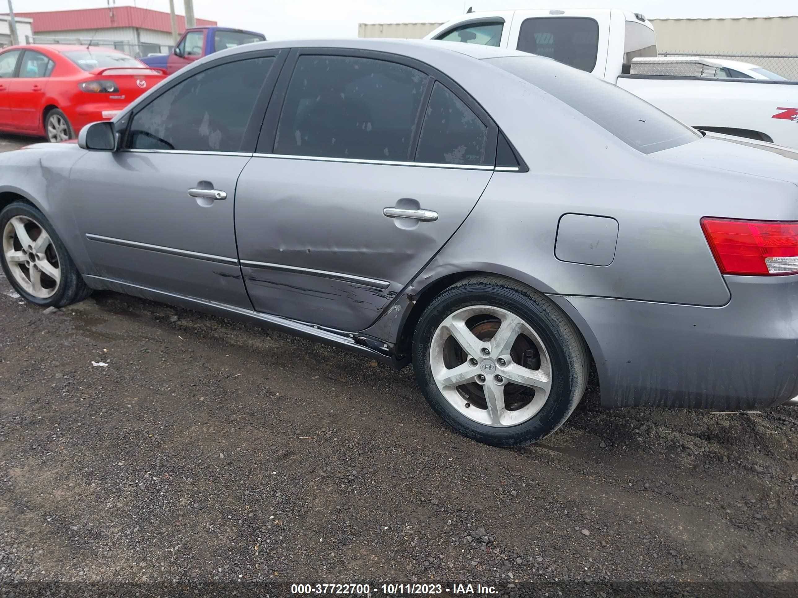 Photo 5 VIN: 5NPEU46F26H049838 - HYUNDAI SONATA 