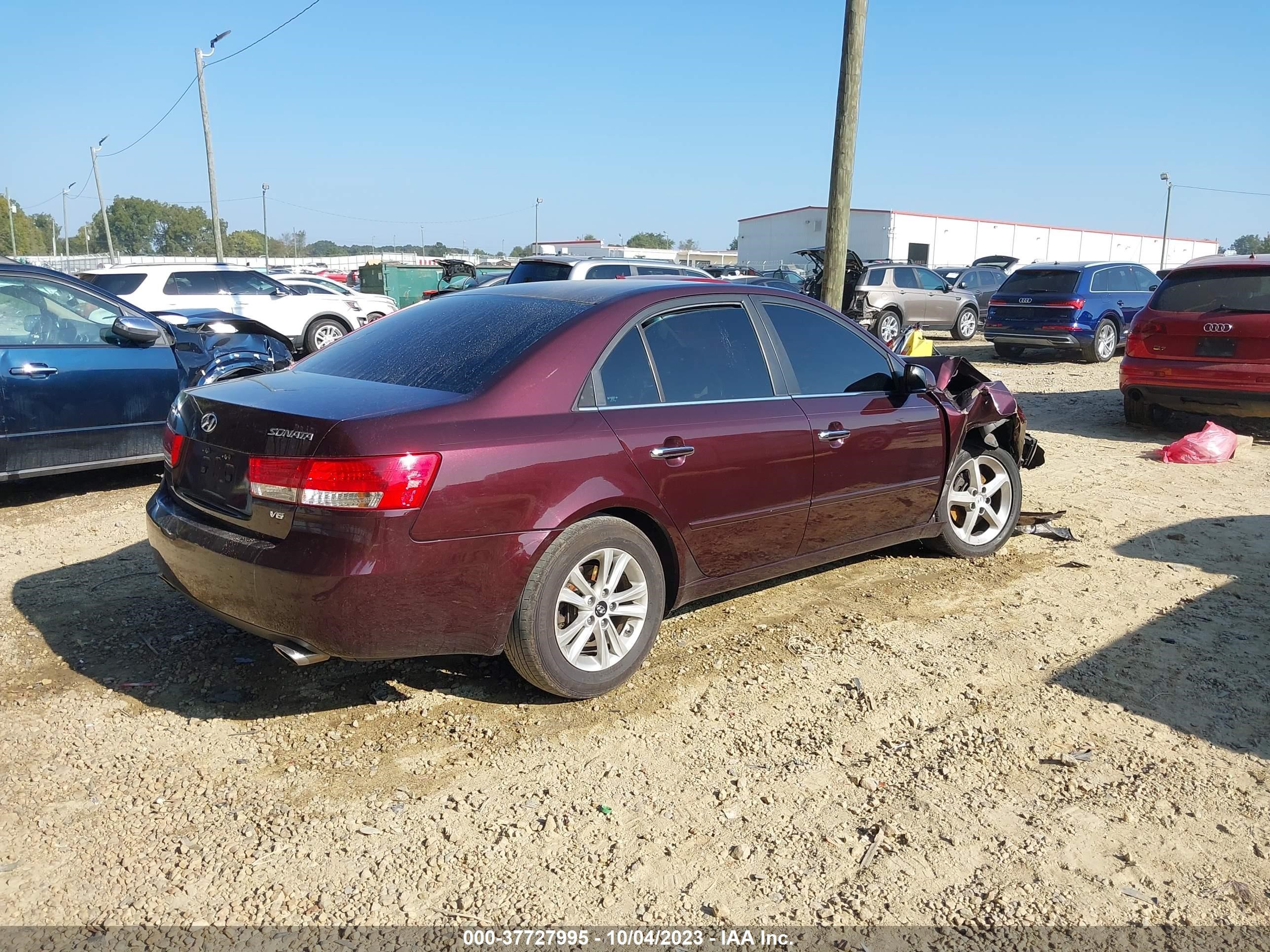 Photo 3 VIN: 5NPEU46F36H057401 - HYUNDAI SONATA 