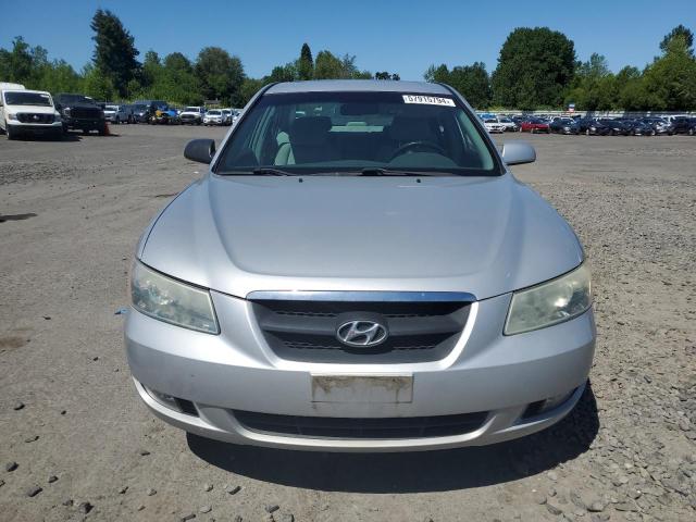 Photo 4 VIN: 5NPEU46F47H180805 - HYUNDAI SONATA SE 