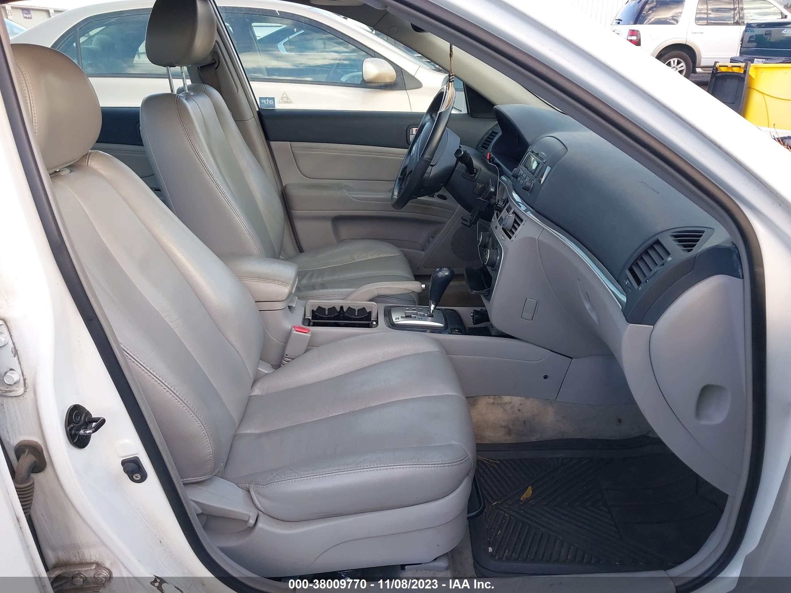 Photo 4 VIN: 5NPEU46F47H182876 - HYUNDAI SONATA 