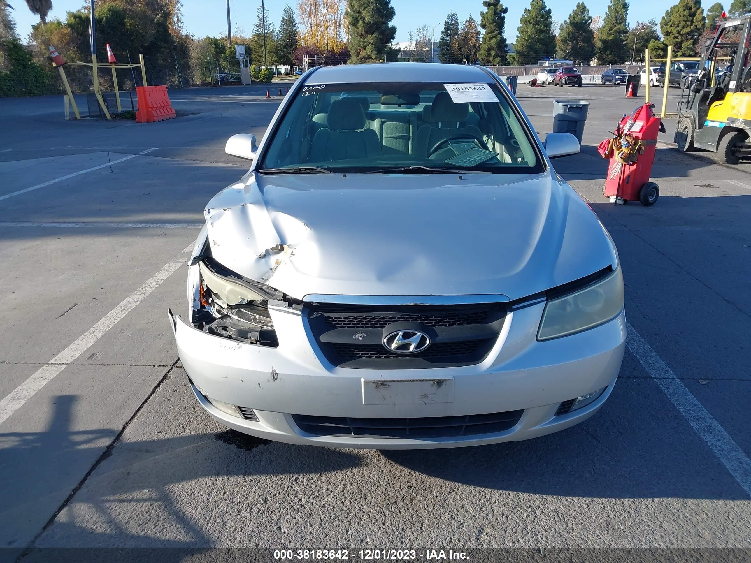 Photo 11 VIN: 5NPEU46F47H183574 - HYUNDAI SONATA 