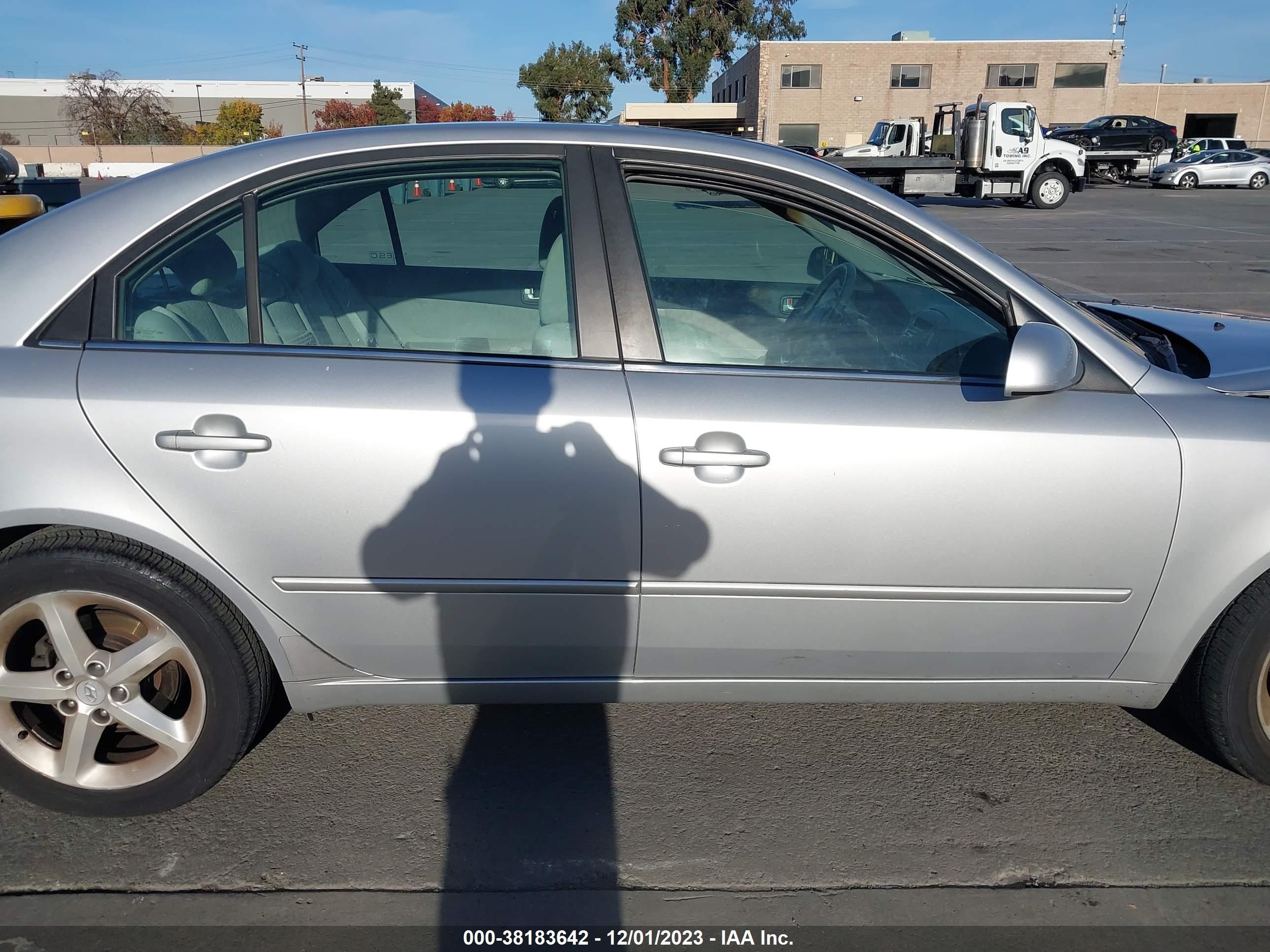 Photo 12 VIN: 5NPEU46F47H183574 - HYUNDAI SONATA 