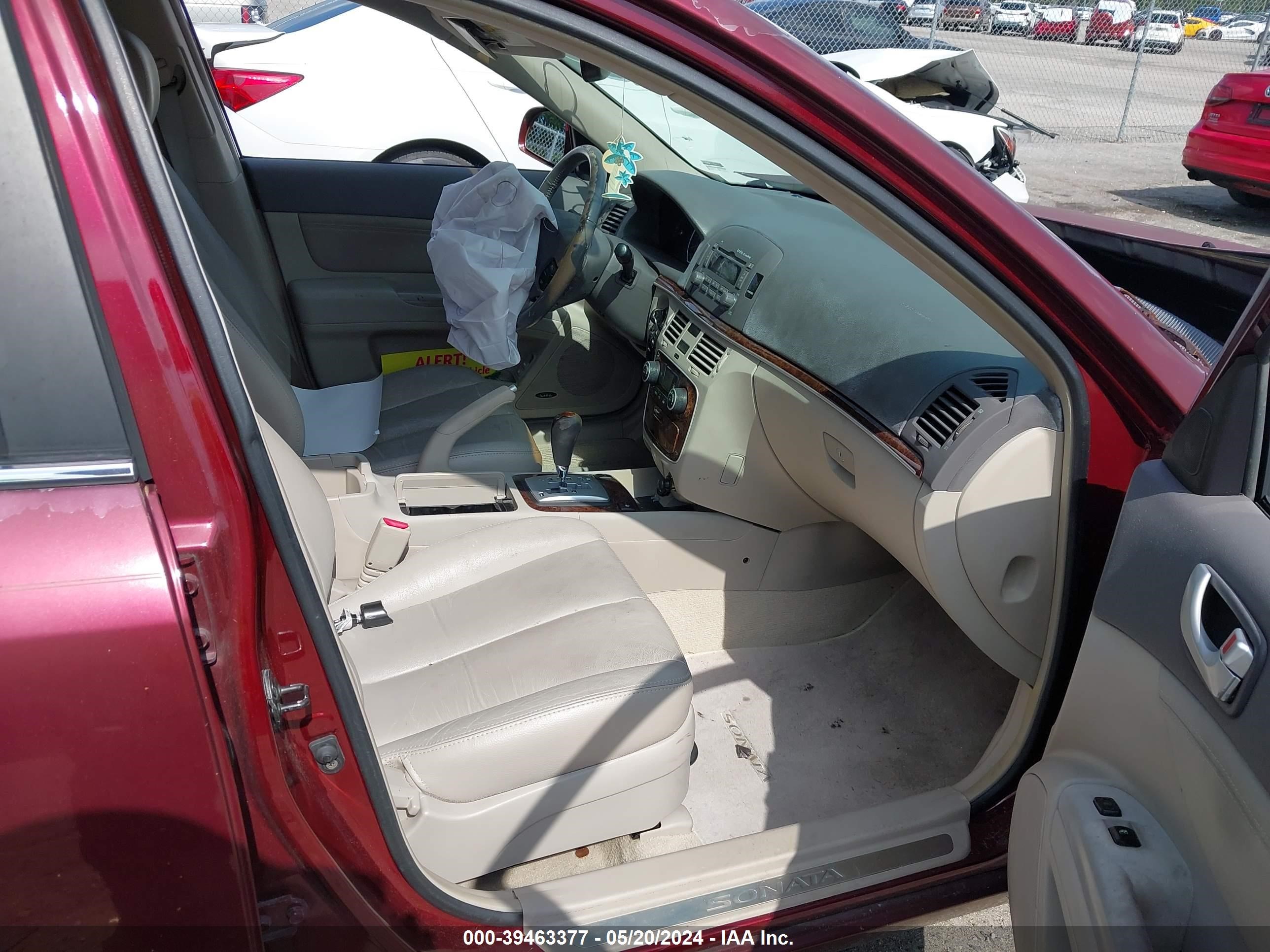 Photo 4 VIN: 5NPEU46F48H362800 - HYUNDAI SONATA 