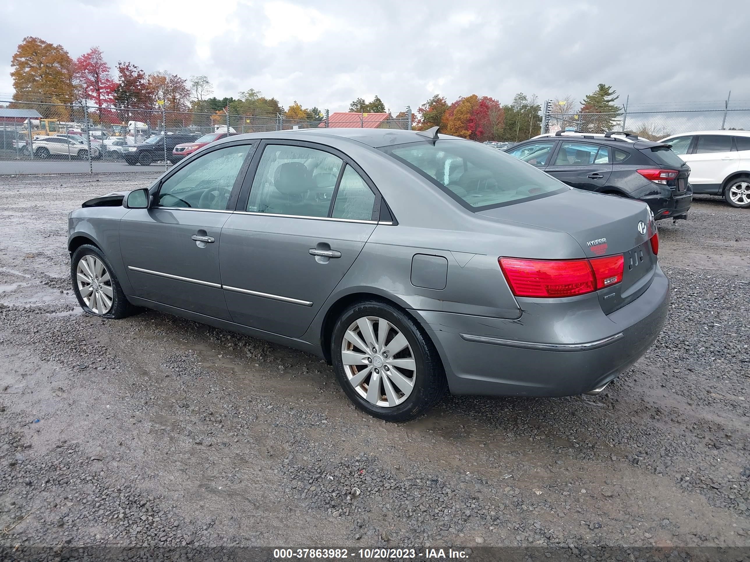 Photo 2 VIN: 5NPEU46F49H419319 - HYUNDAI SONATA 