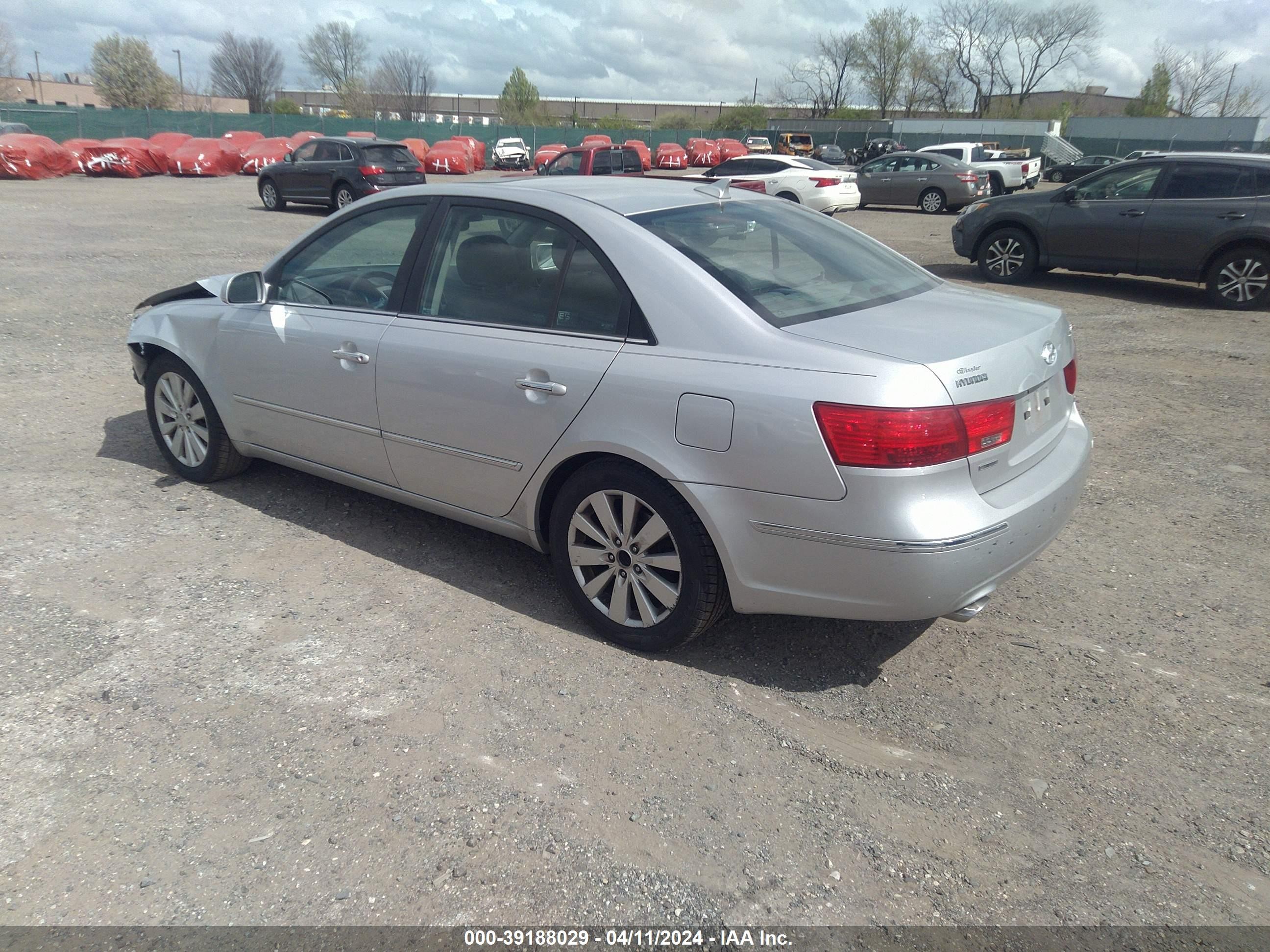 Photo 2 VIN: 5NPEU46F49H481495 - HYUNDAI SONATA 