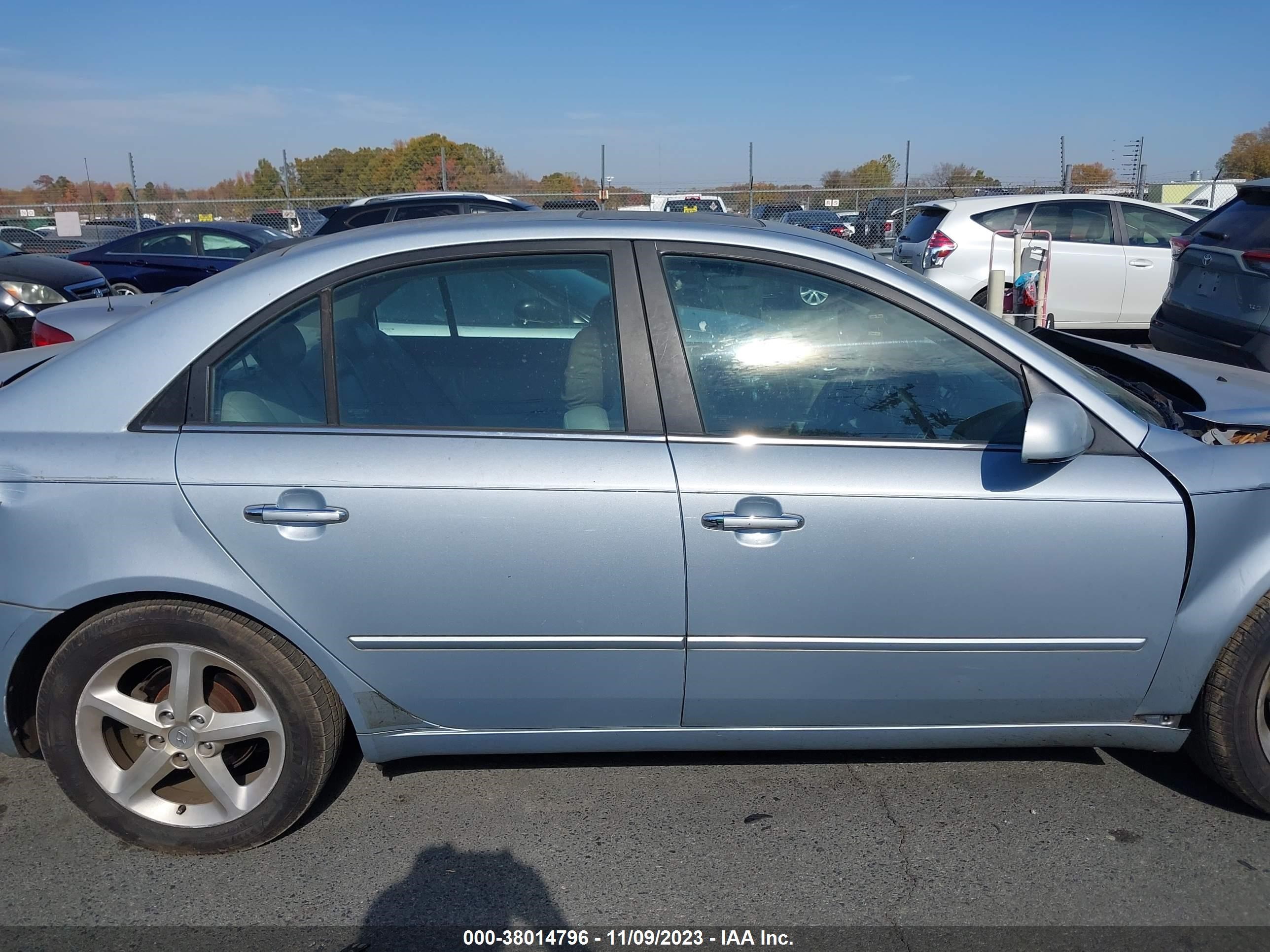 Photo 13 VIN: 5NPEU46F57H207395 - HYUNDAI SONATA 