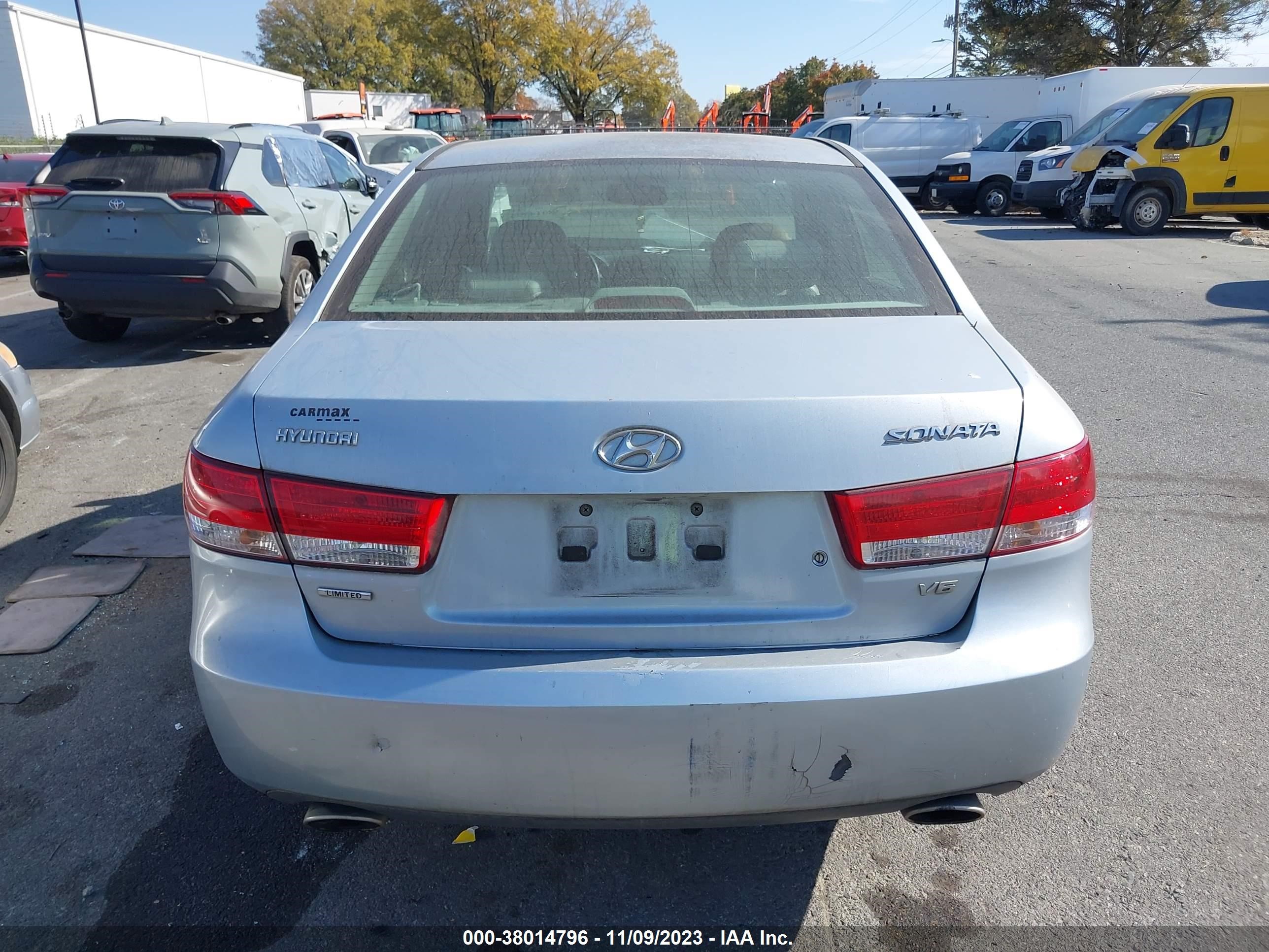 Photo 16 VIN: 5NPEU46F57H207395 - HYUNDAI SONATA 