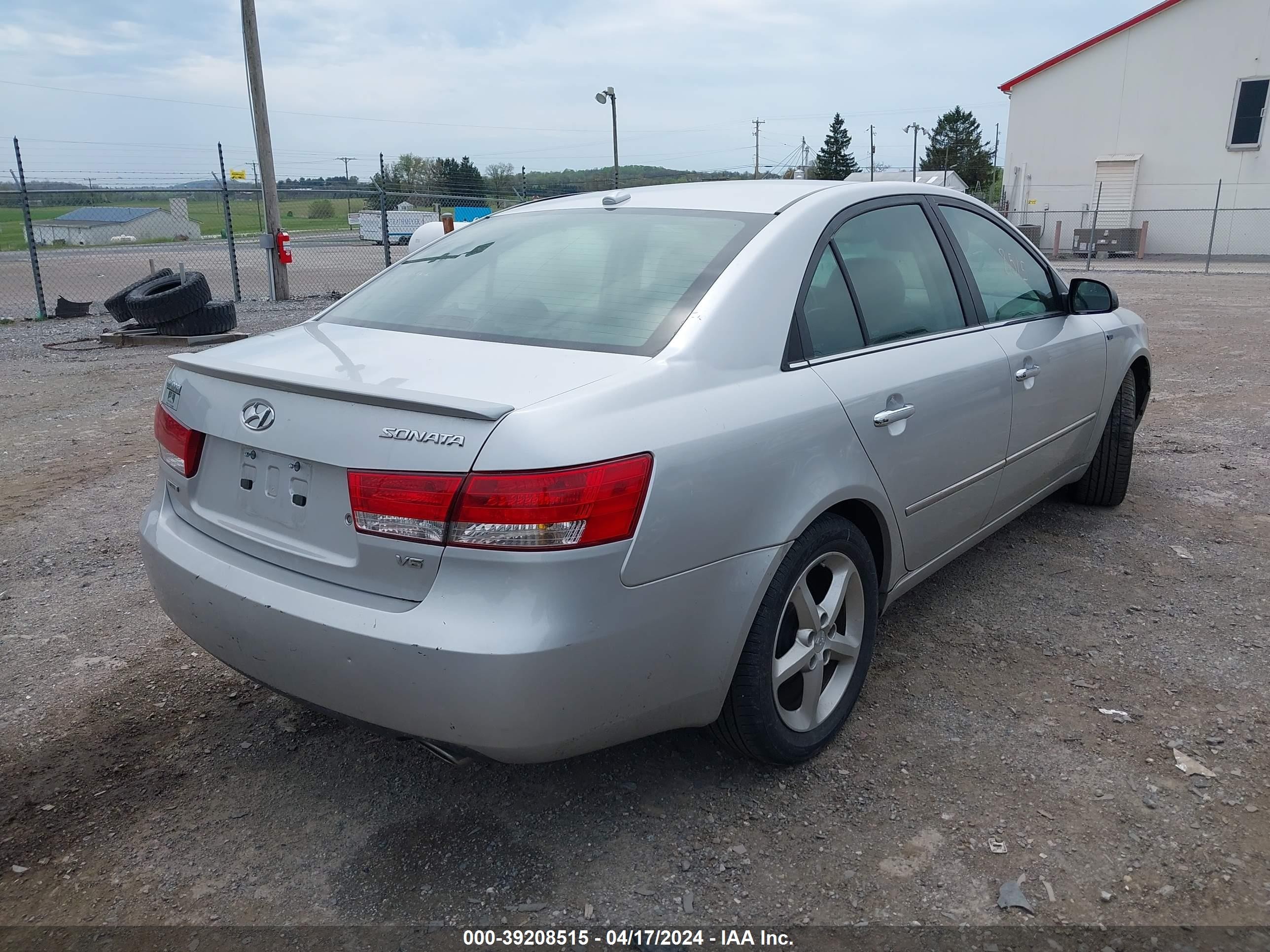 Photo 3 VIN: 5NPEU46F57H259996 - HYUNDAI SONATA 