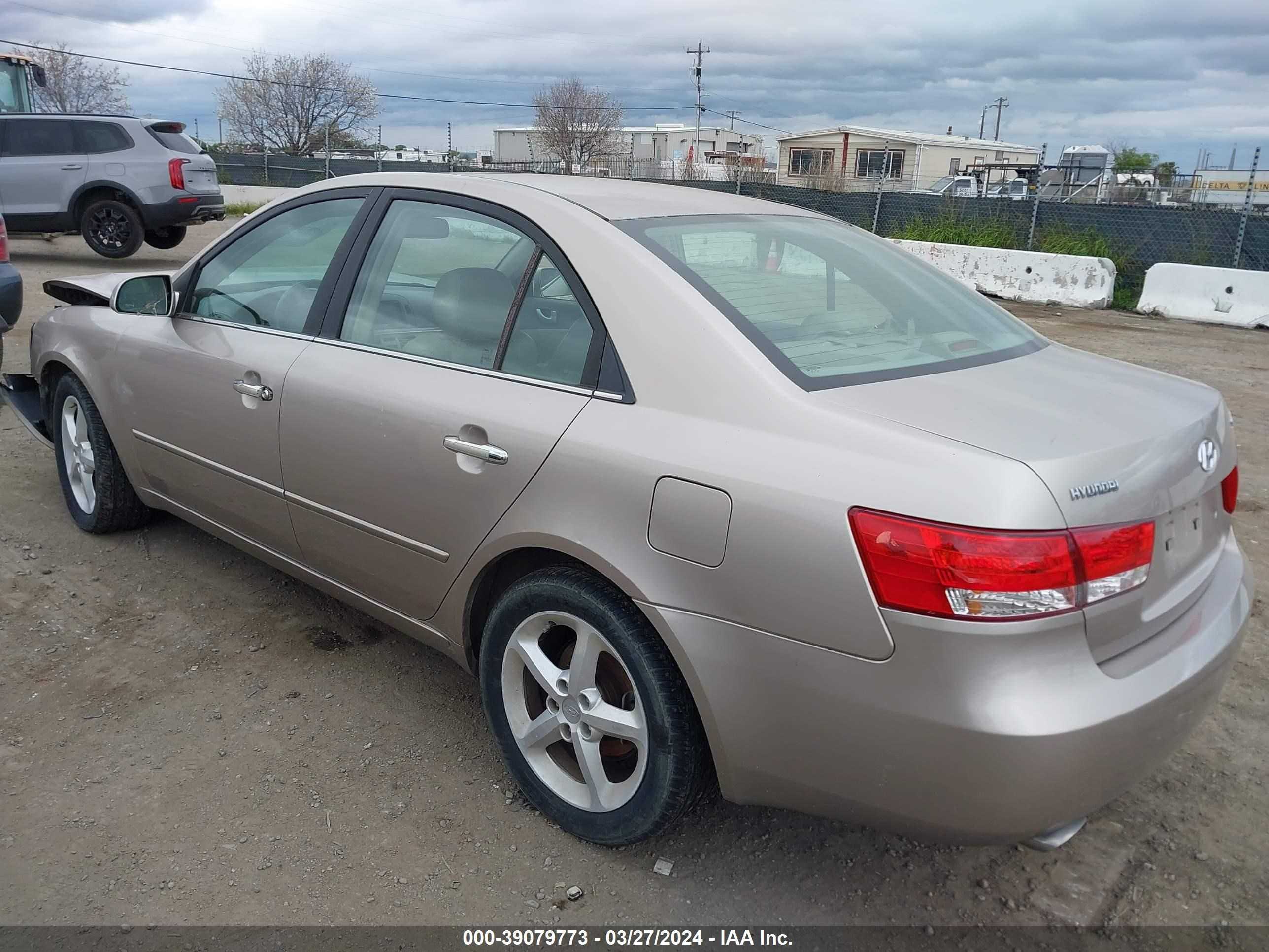 Photo 2 VIN: 5NPEU46F66H022495 - HYUNDAI SONATA 