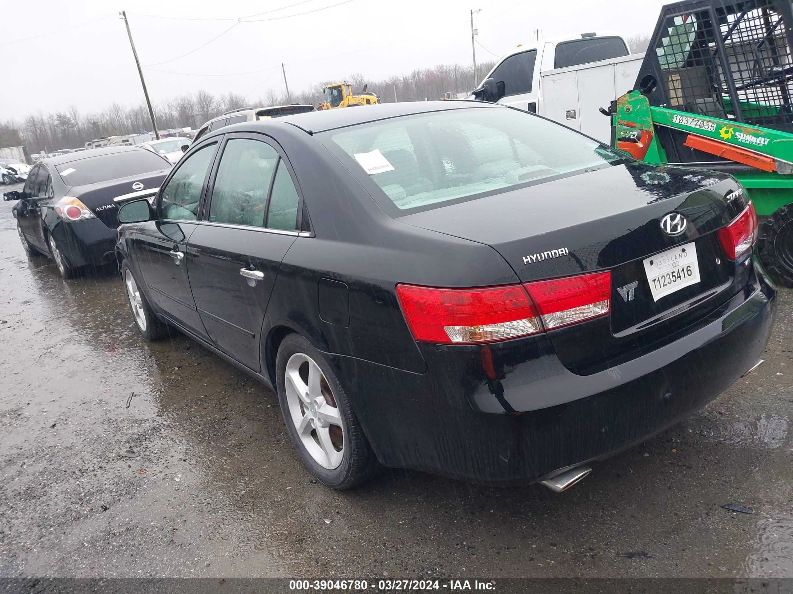 Photo 2 VIN: 5NPEU46F66H057988 - HYUNDAI SONATA 