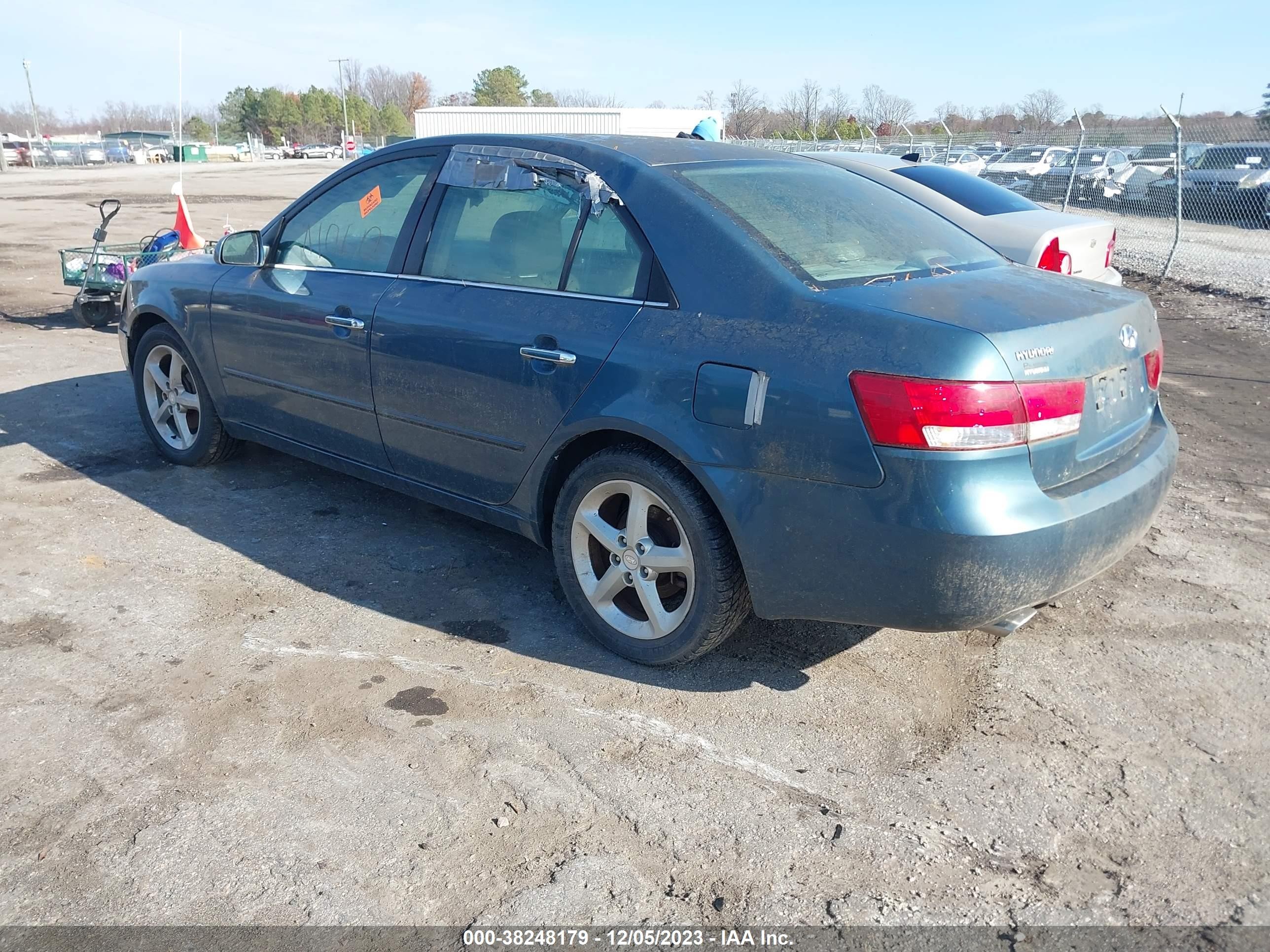 Photo 2 VIN: 5NPEU46F66H094779 - HYUNDAI SONATA 