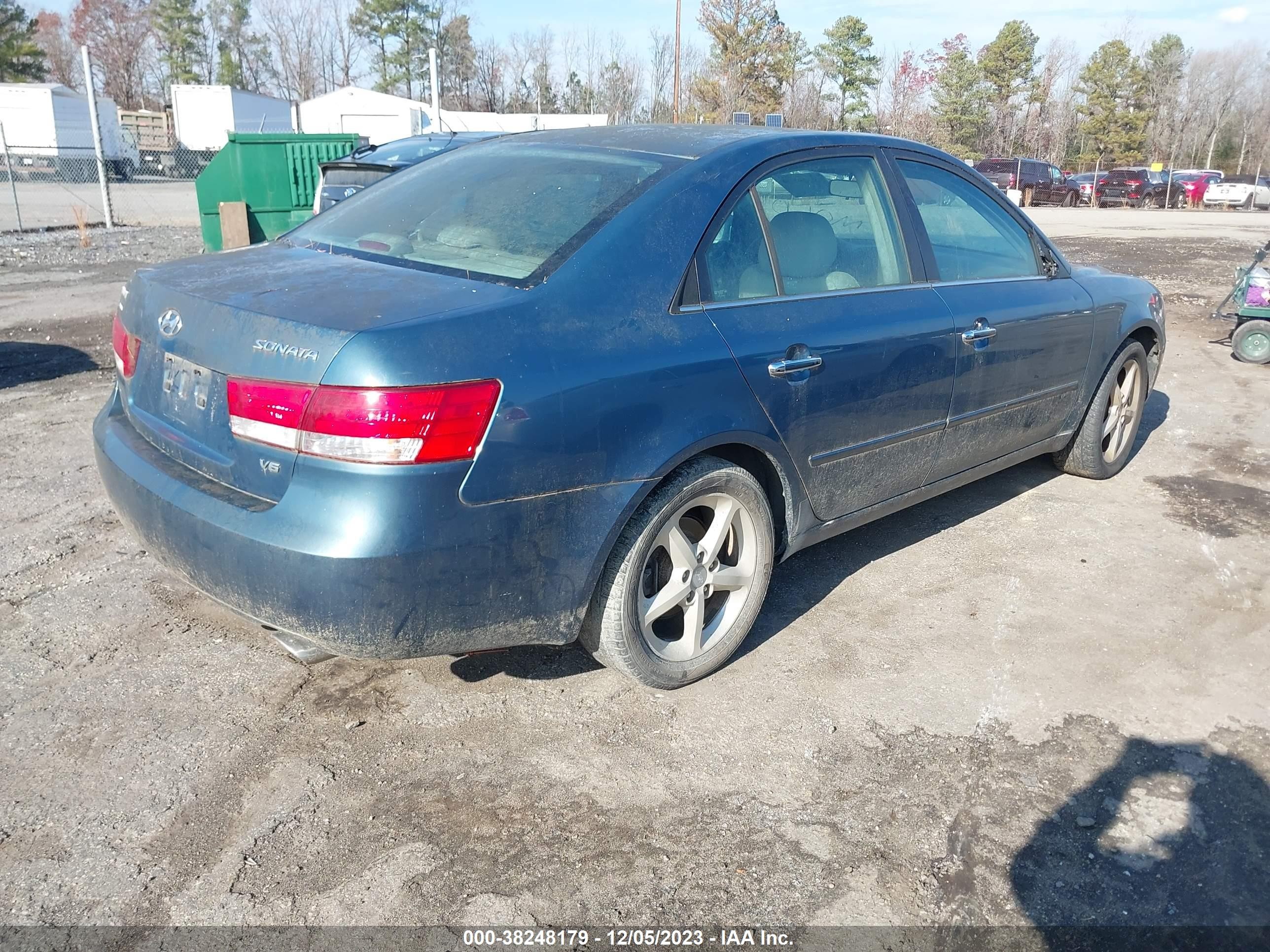 Photo 3 VIN: 5NPEU46F66H094779 - HYUNDAI SONATA 