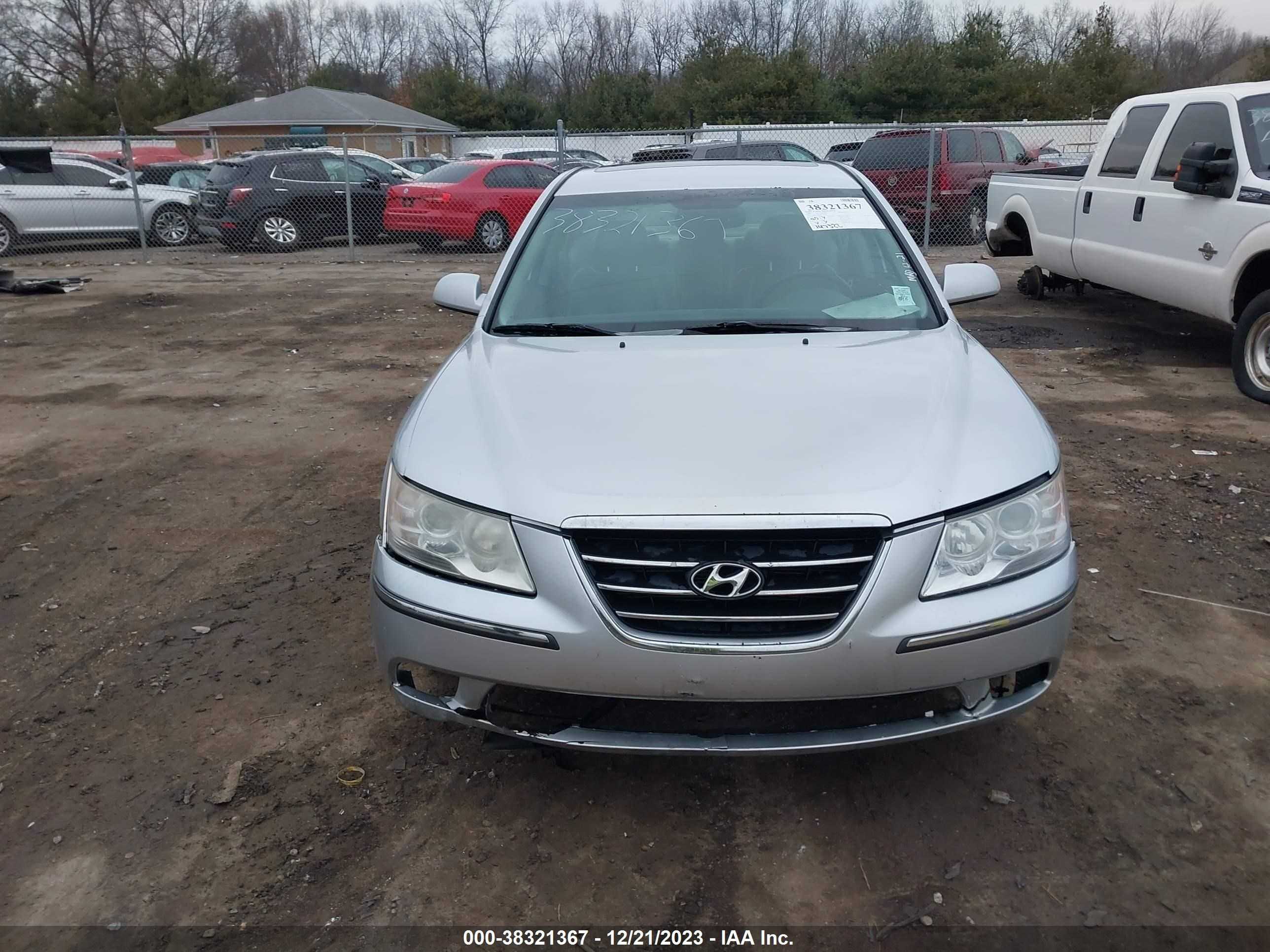 Photo 11 VIN: 5NPEU46F69H435845 - HYUNDAI SONATA 