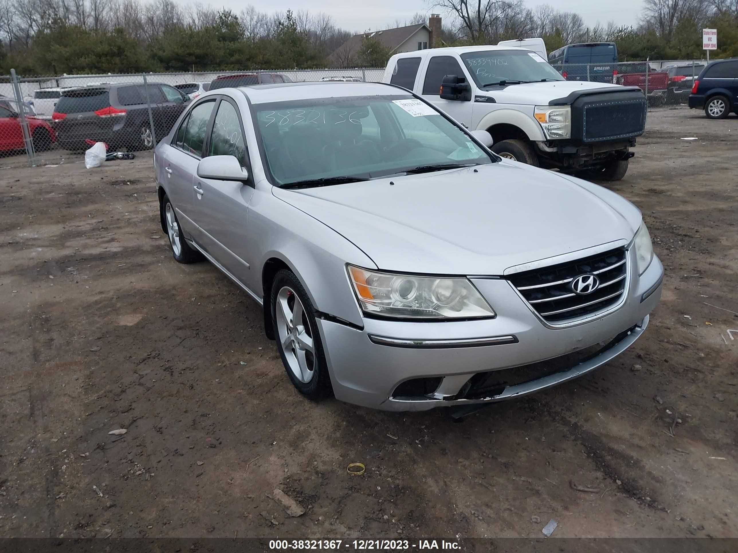 Photo 5 VIN: 5NPEU46F69H435845 - HYUNDAI SONATA 