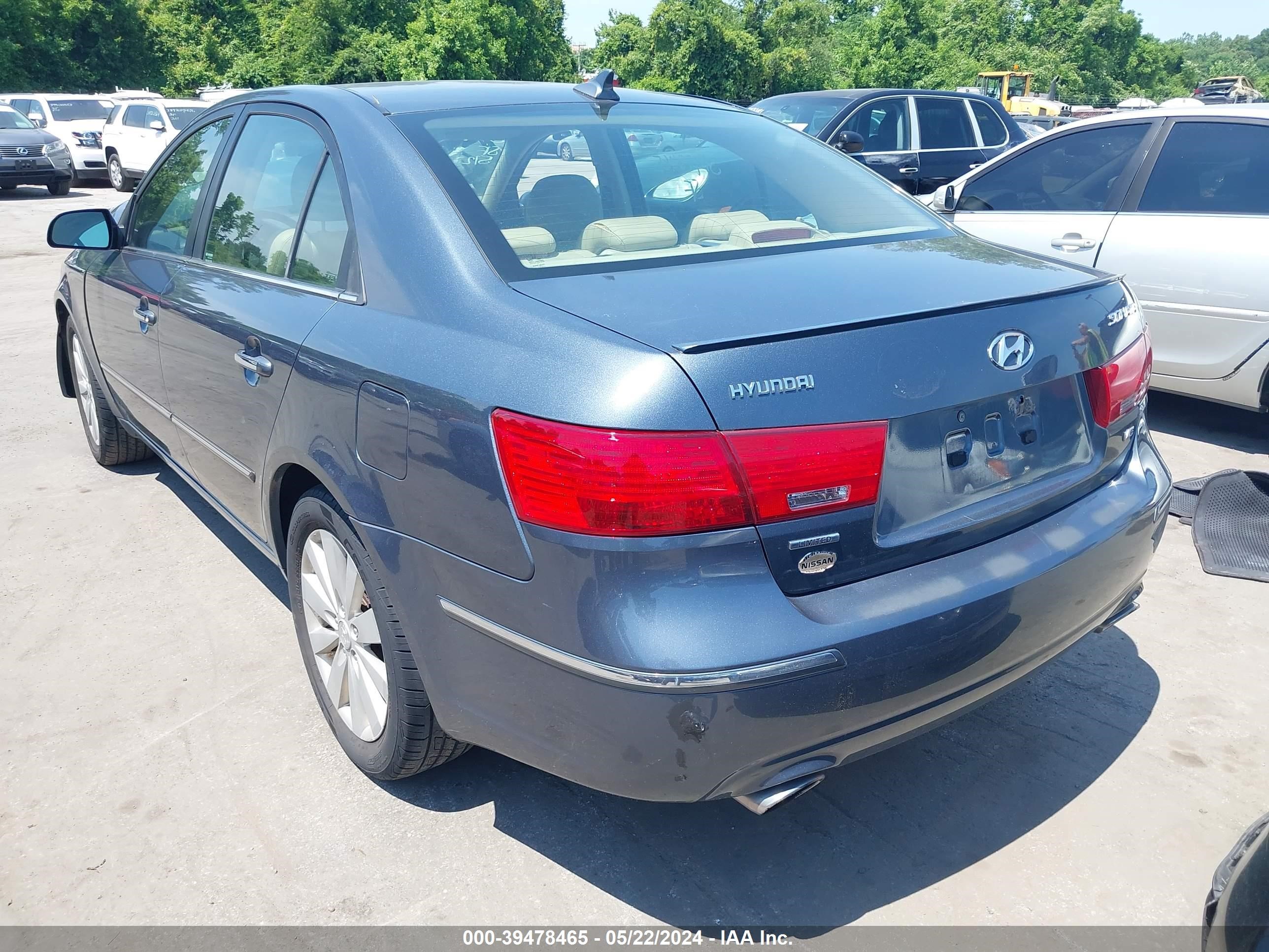 Photo 2 VIN: 5NPEU46F69H437921 - HYUNDAI SONATA 