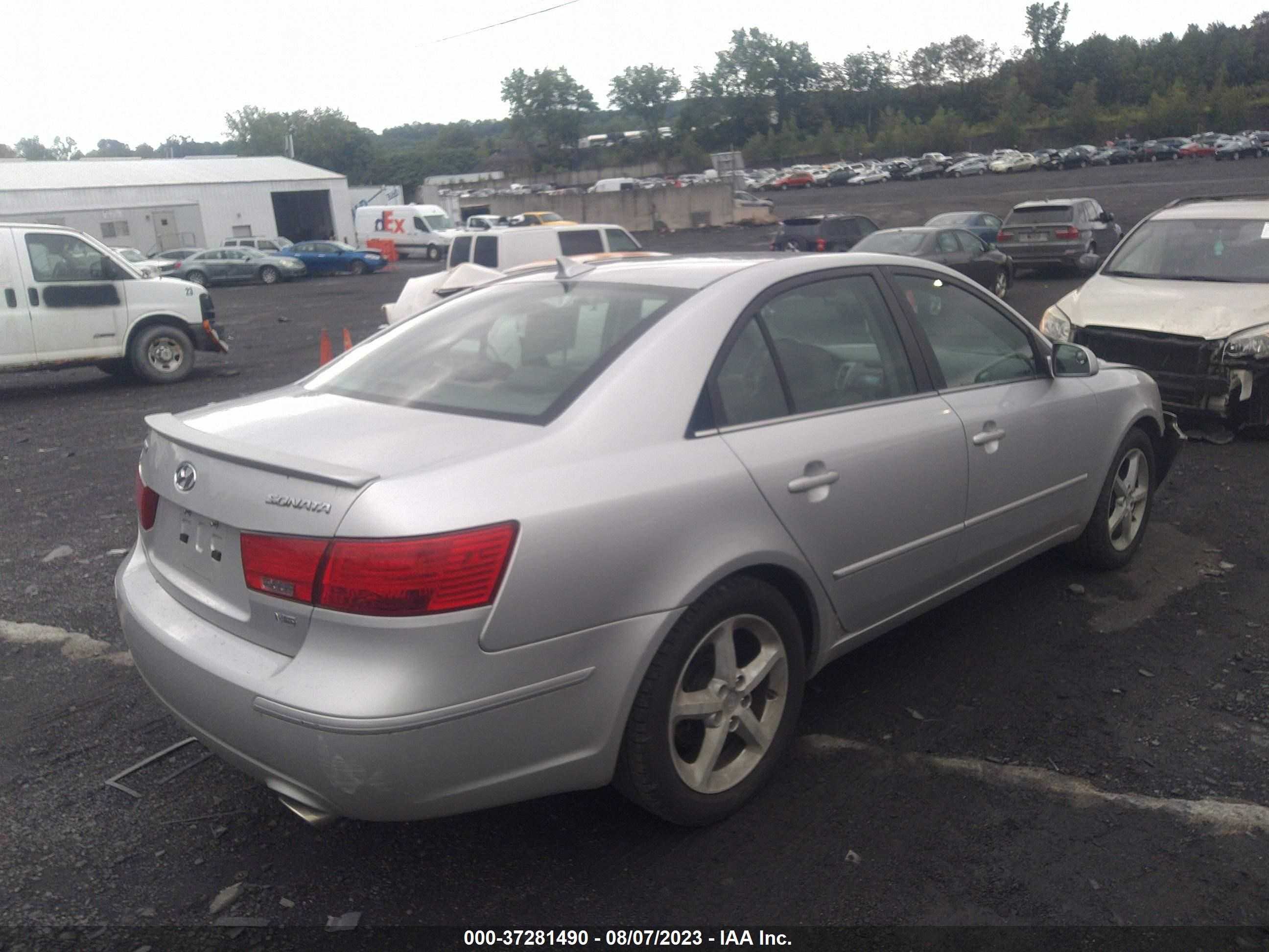 Photo 3 VIN: 5NPEU46F69H478582 - HYUNDAI SONATA 