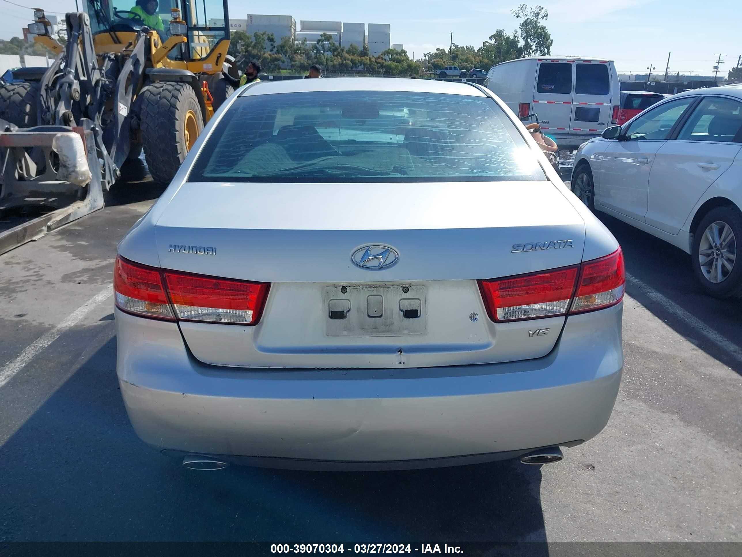 Photo 15 VIN: 5NPEU46F76H018374 - HYUNDAI SONATA 