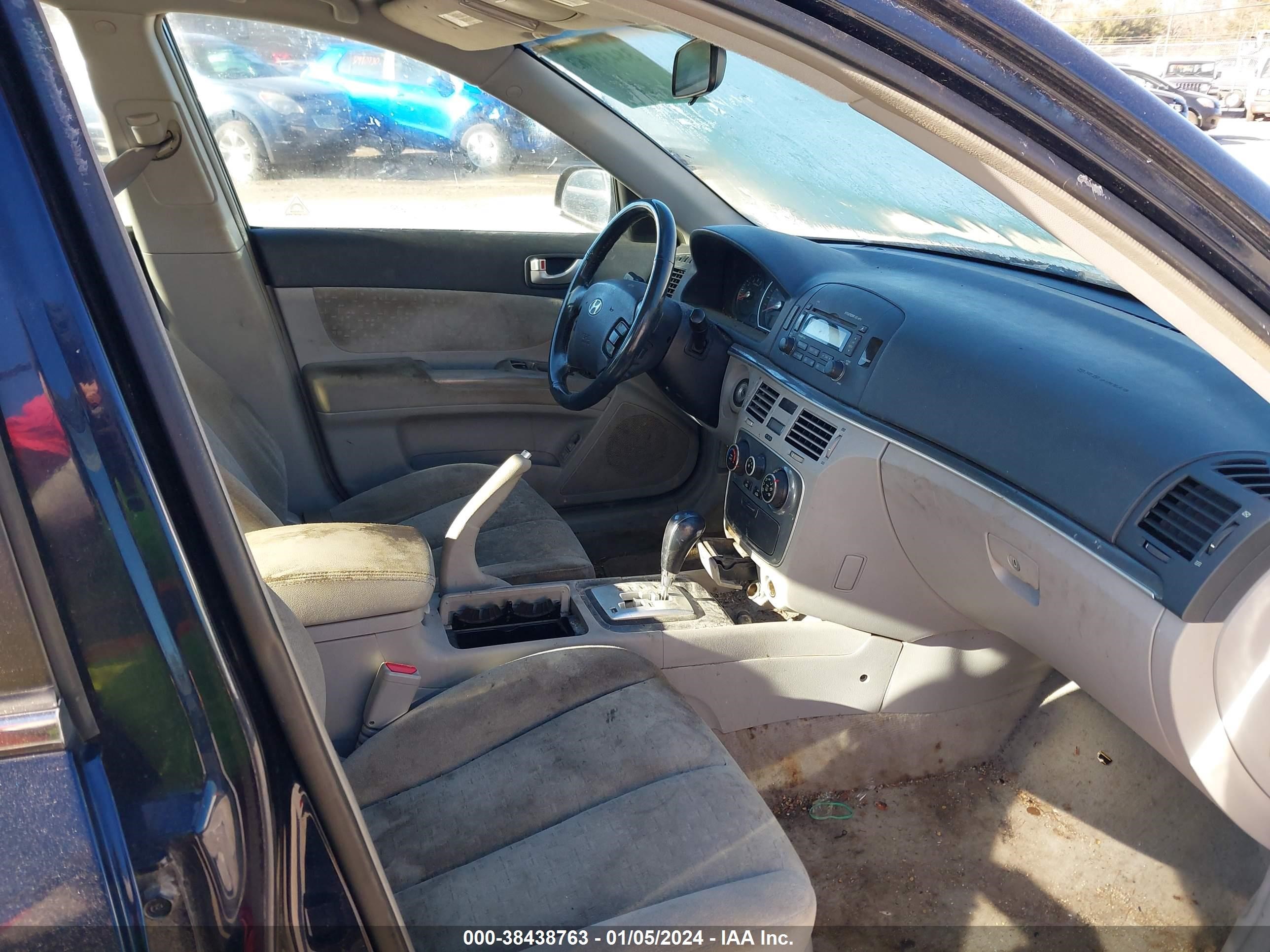 Photo 4 VIN: 5NPEU46F76H105465 - HYUNDAI SONATA 