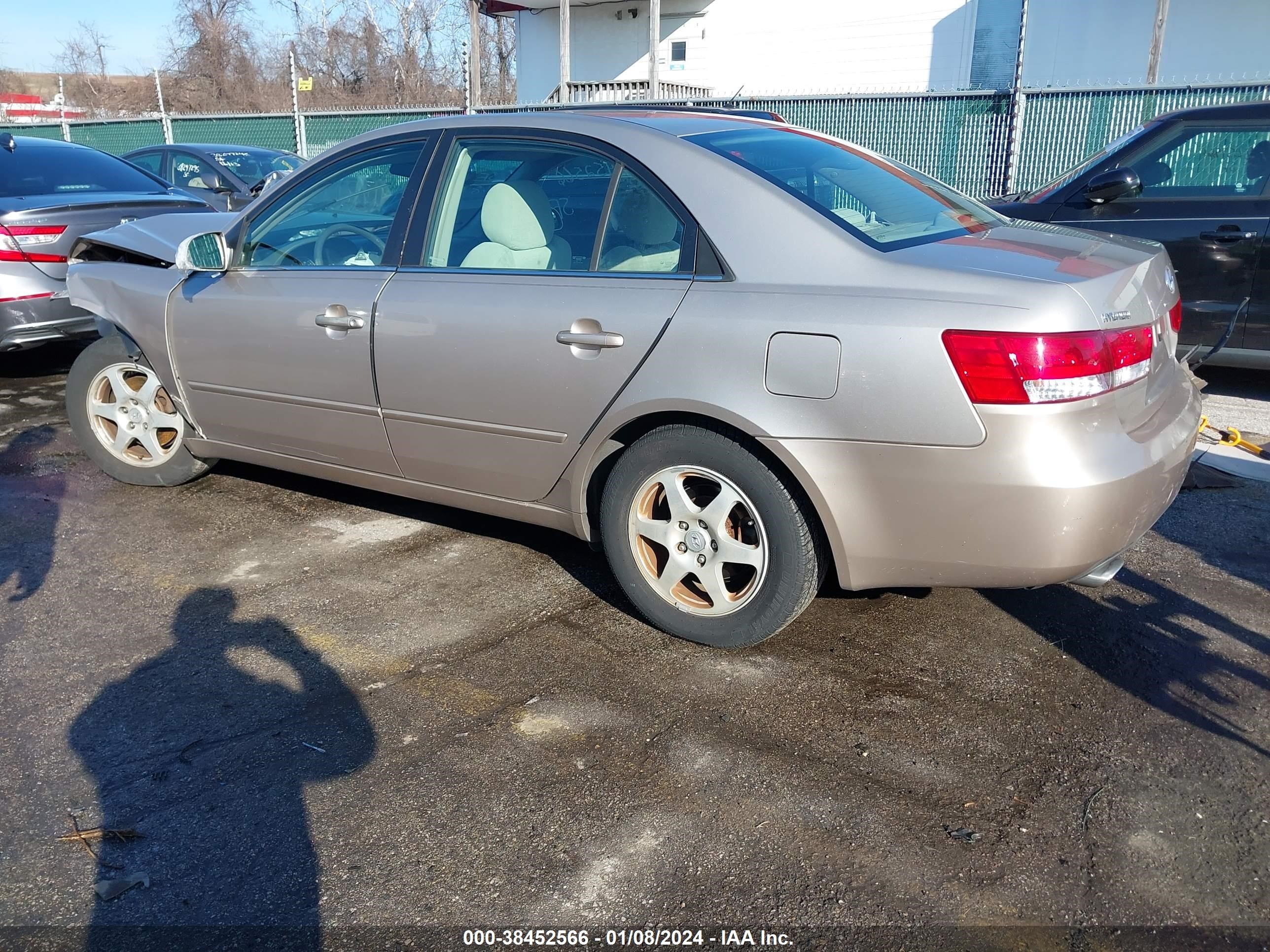 Photo 2 VIN: 5NPEU46F86H153539 - HYUNDAI SONATA 