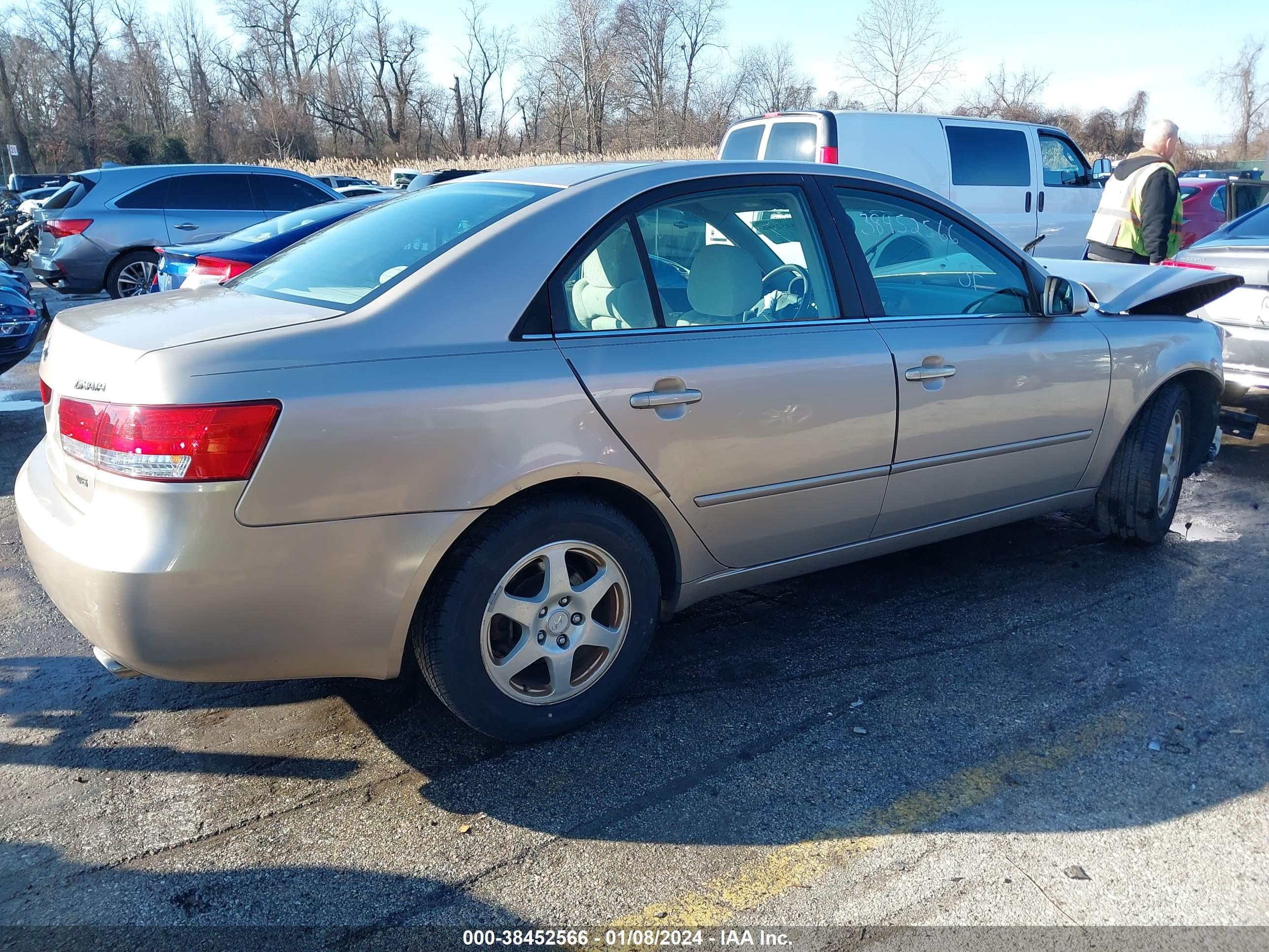 Photo 3 VIN: 5NPEU46F86H153539 - HYUNDAI SONATA 