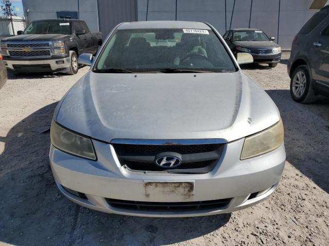 Photo 4 VIN: 5NPEU46F97H216942 - HYUNDAI SONATA 