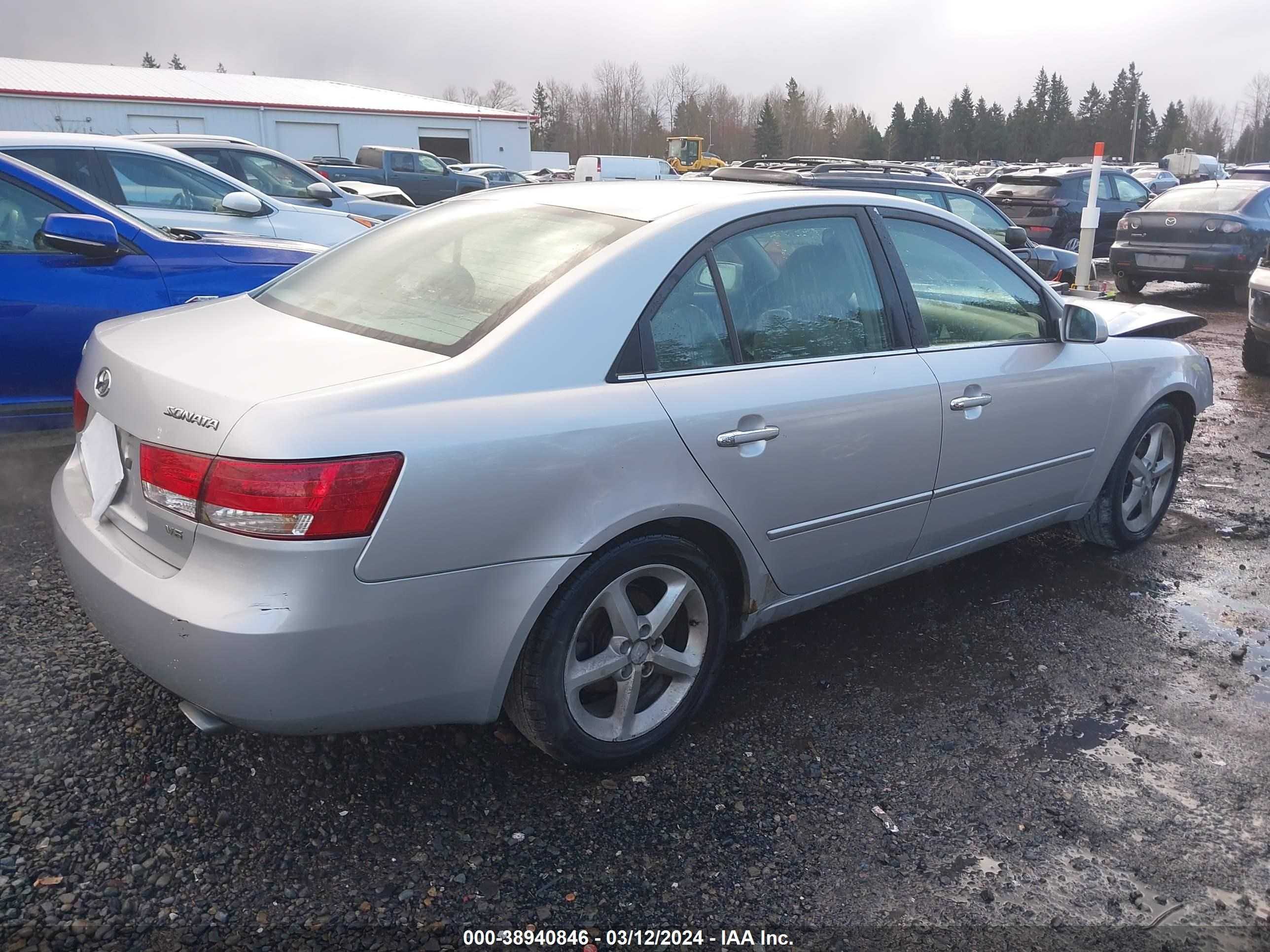 Photo 3 VIN: 5NPEU46FX6H022256 - HYUNDAI SONATA 