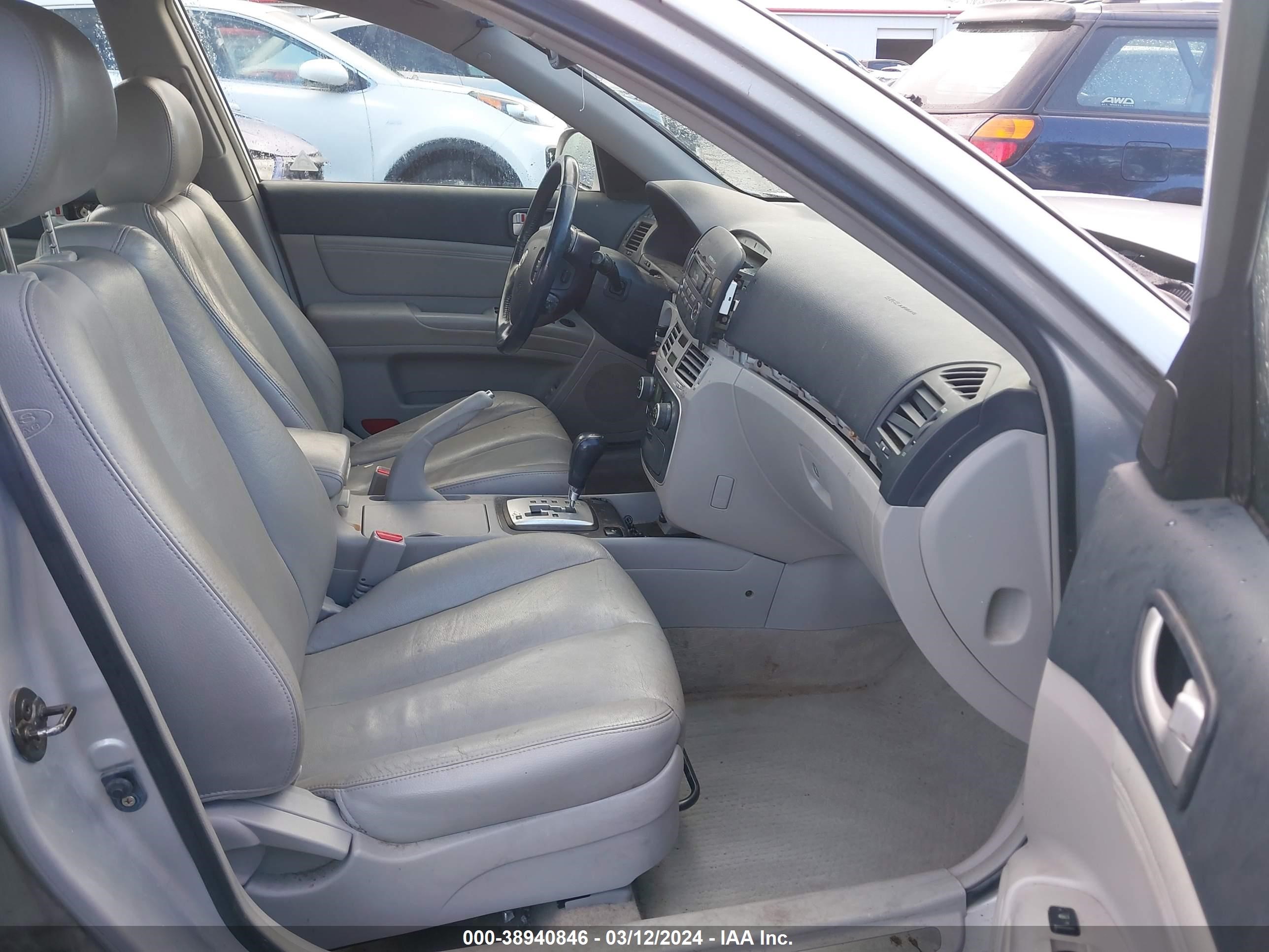 Photo 4 VIN: 5NPEU46FX6H022256 - HYUNDAI SONATA 