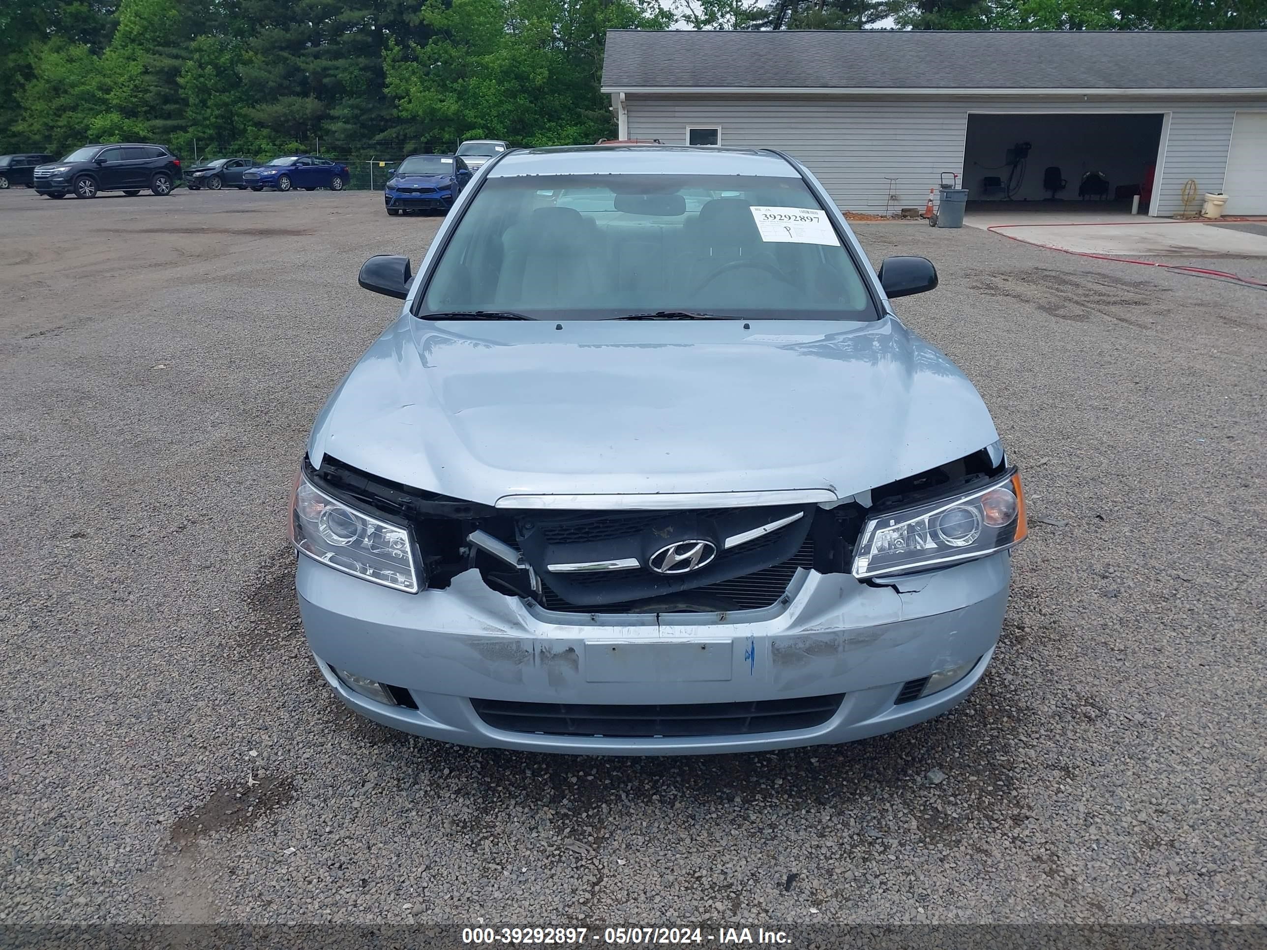 Photo 11 VIN: 5NPEU46FX7H179853 - HYUNDAI SONATA 