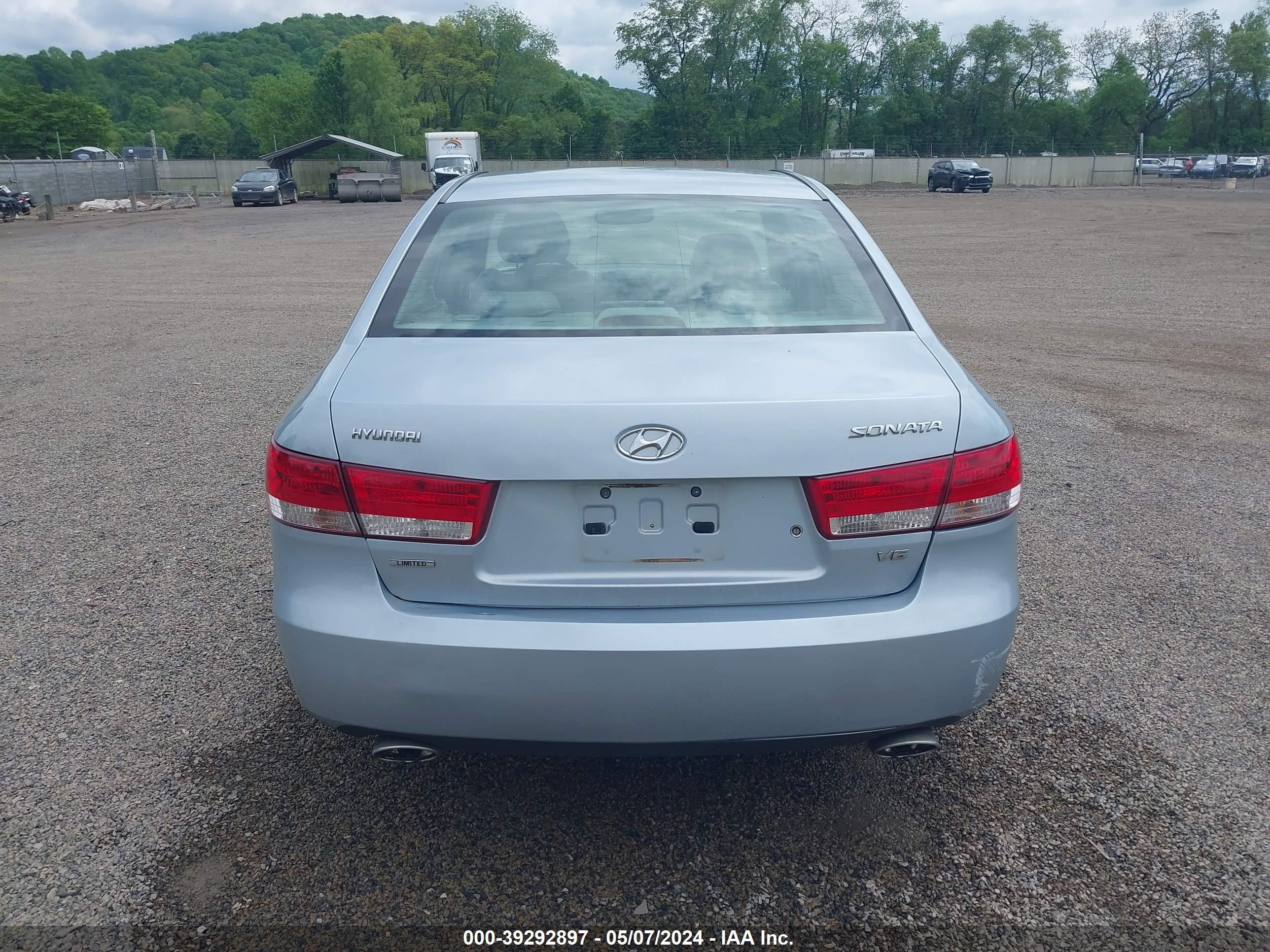 Photo 15 VIN: 5NPEU46FX7H179853 - HYUNDAI SONATA 