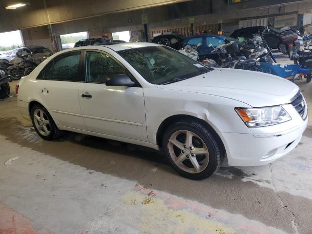 Photo 3 VIN: 5NPEU4AC7AH638891 - HYUNDAI SONATA SE 