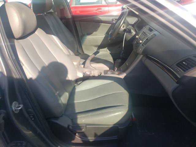 Photo 4 VIN: 5NPEU4AC8AH638544 - HYUNDAI SONATA SE 